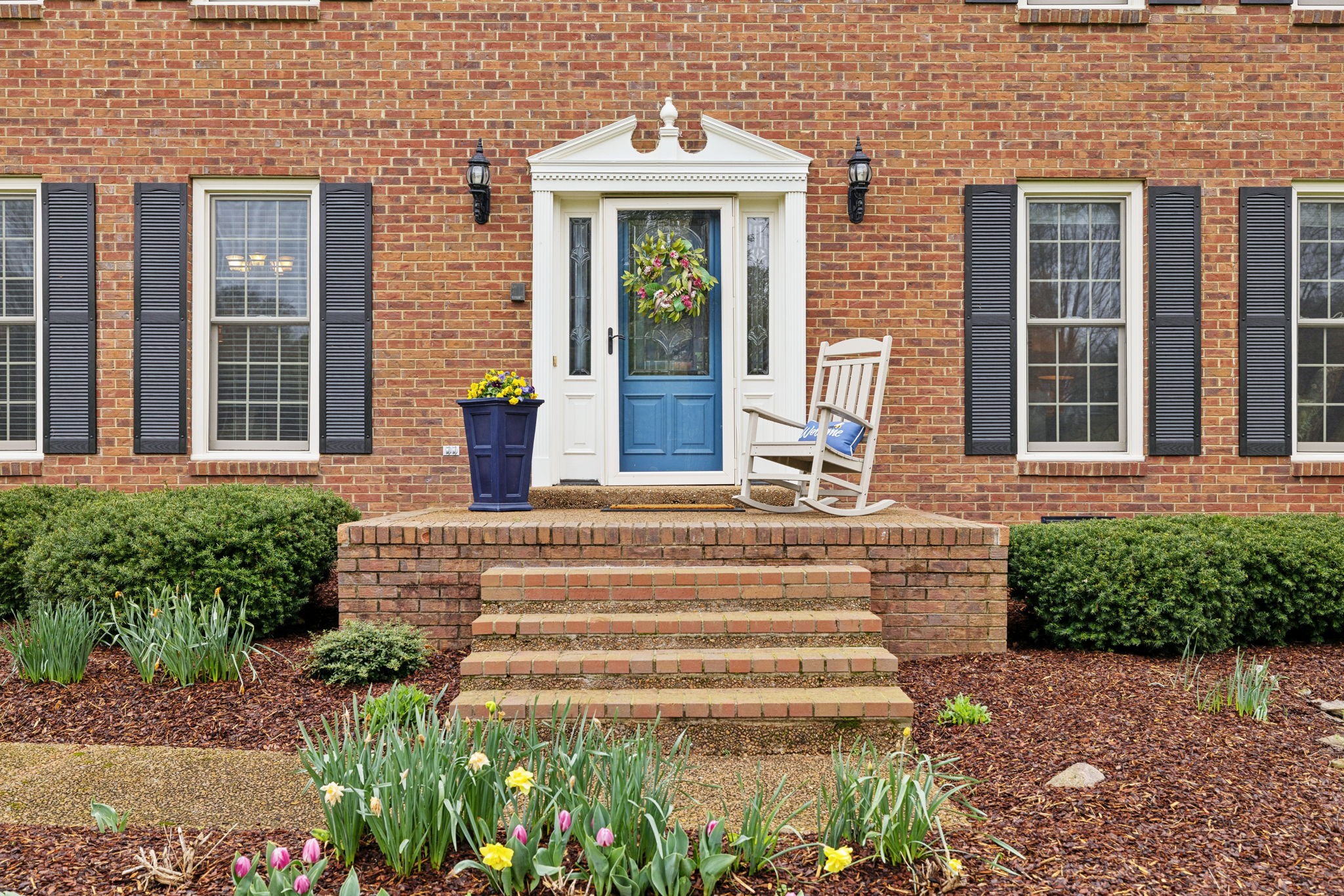 2009 Cedarmont Dr