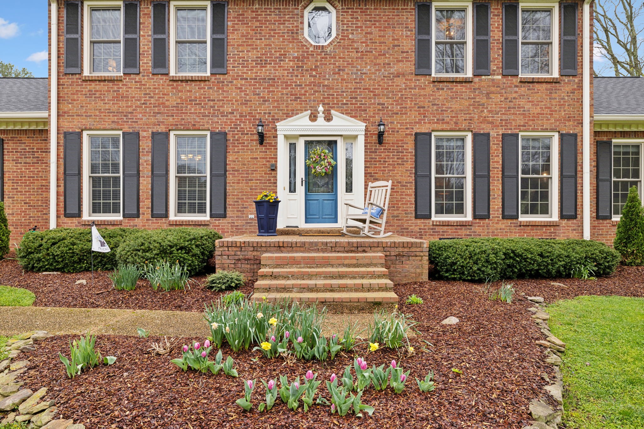 2009 Cedarmont Dr