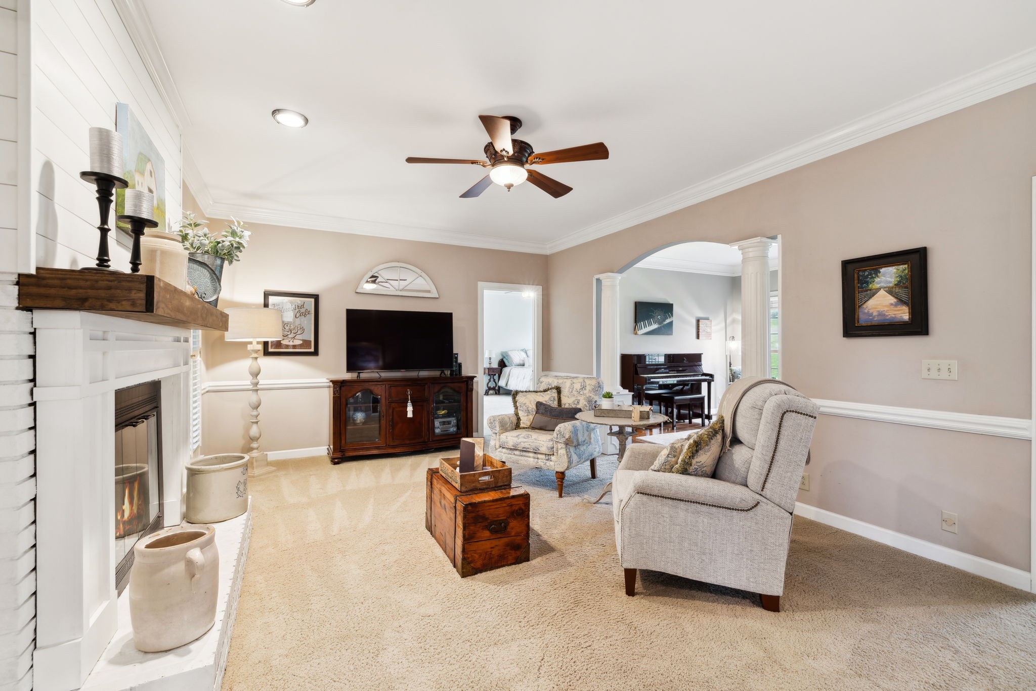 2009 Cedarmont Dr