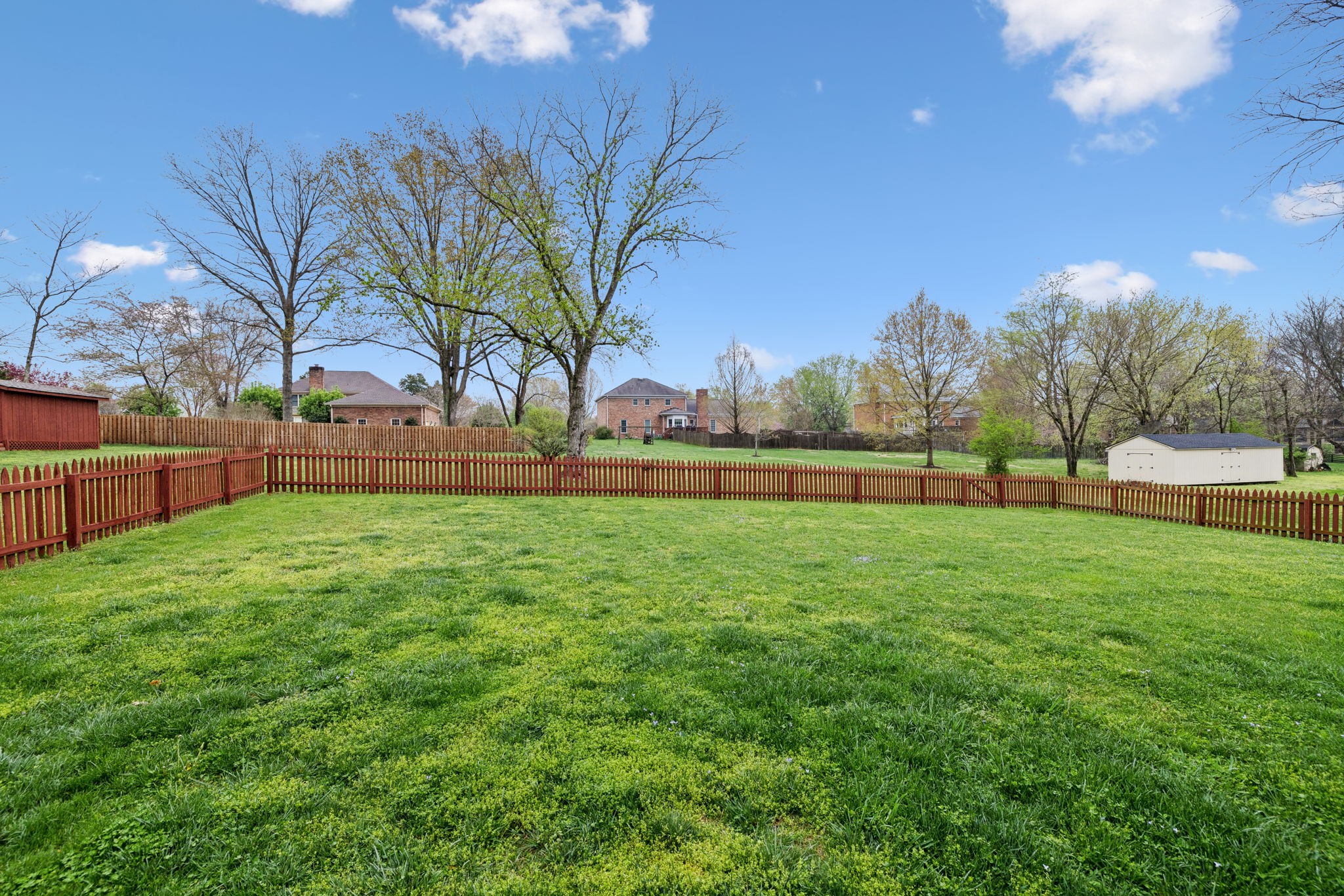 2009 Cedarmont Dr