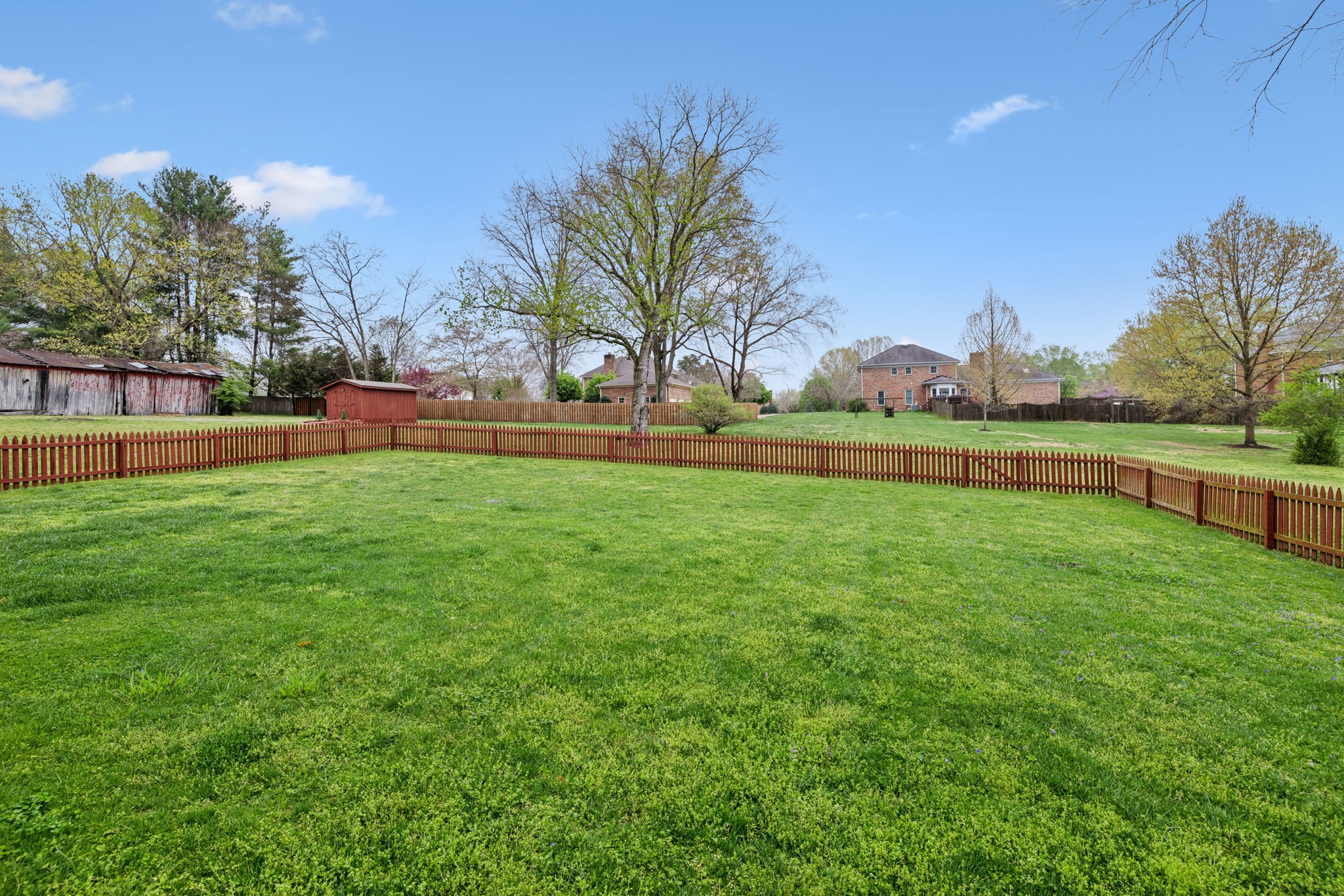 2009 Cedarmont Dr