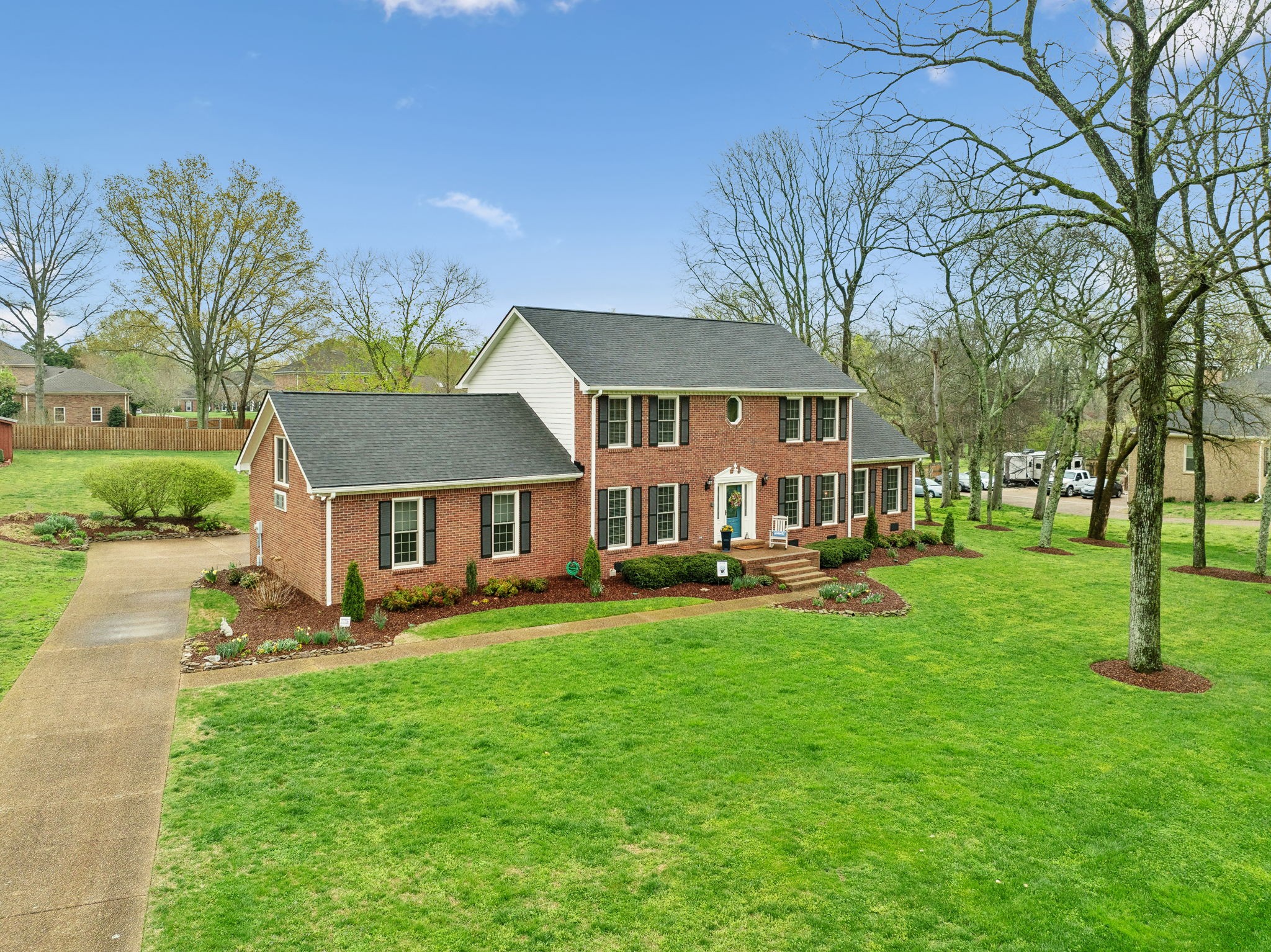 2009 Cedarmont Dr