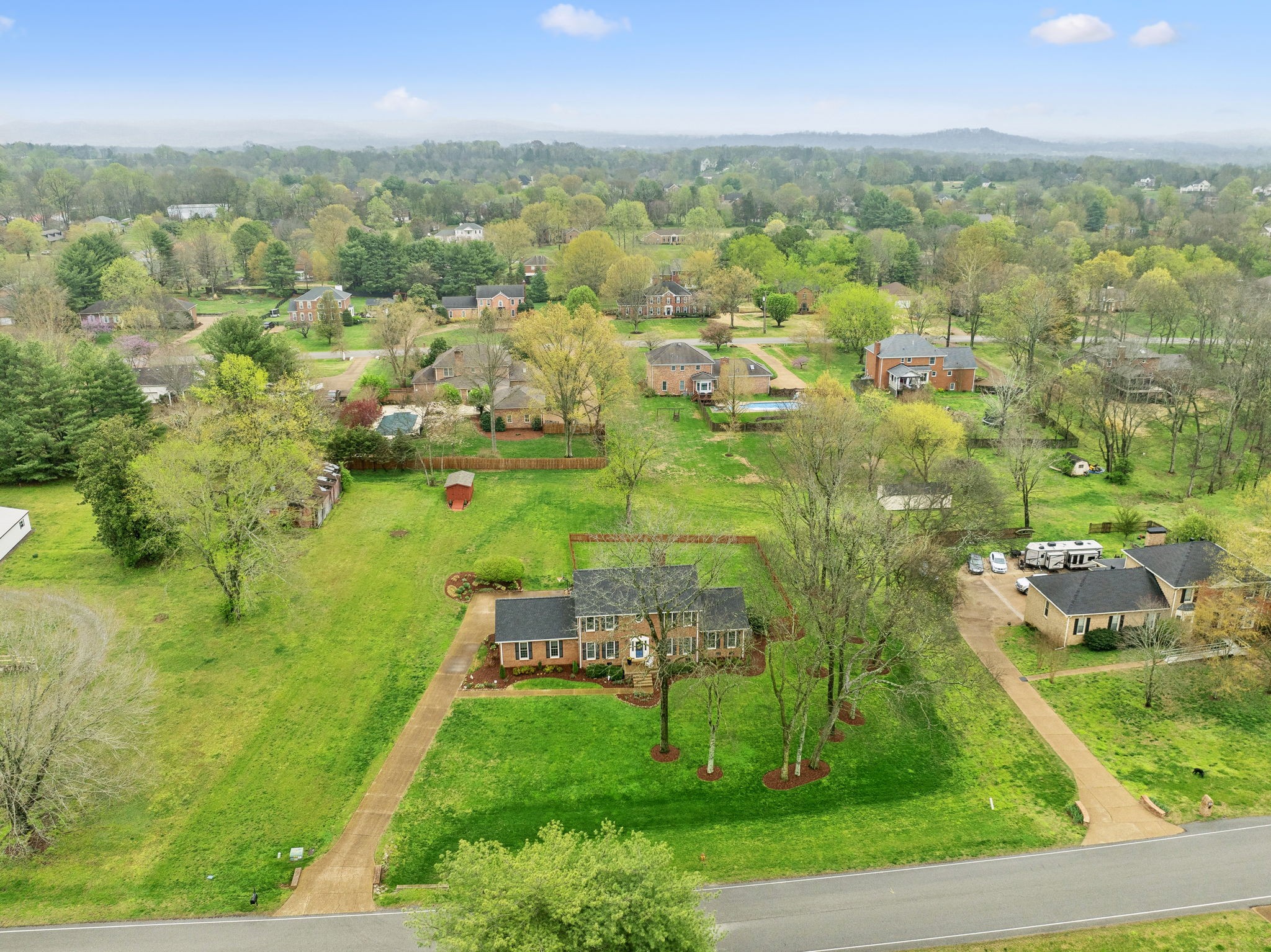 2009 Cedarmont Dr
