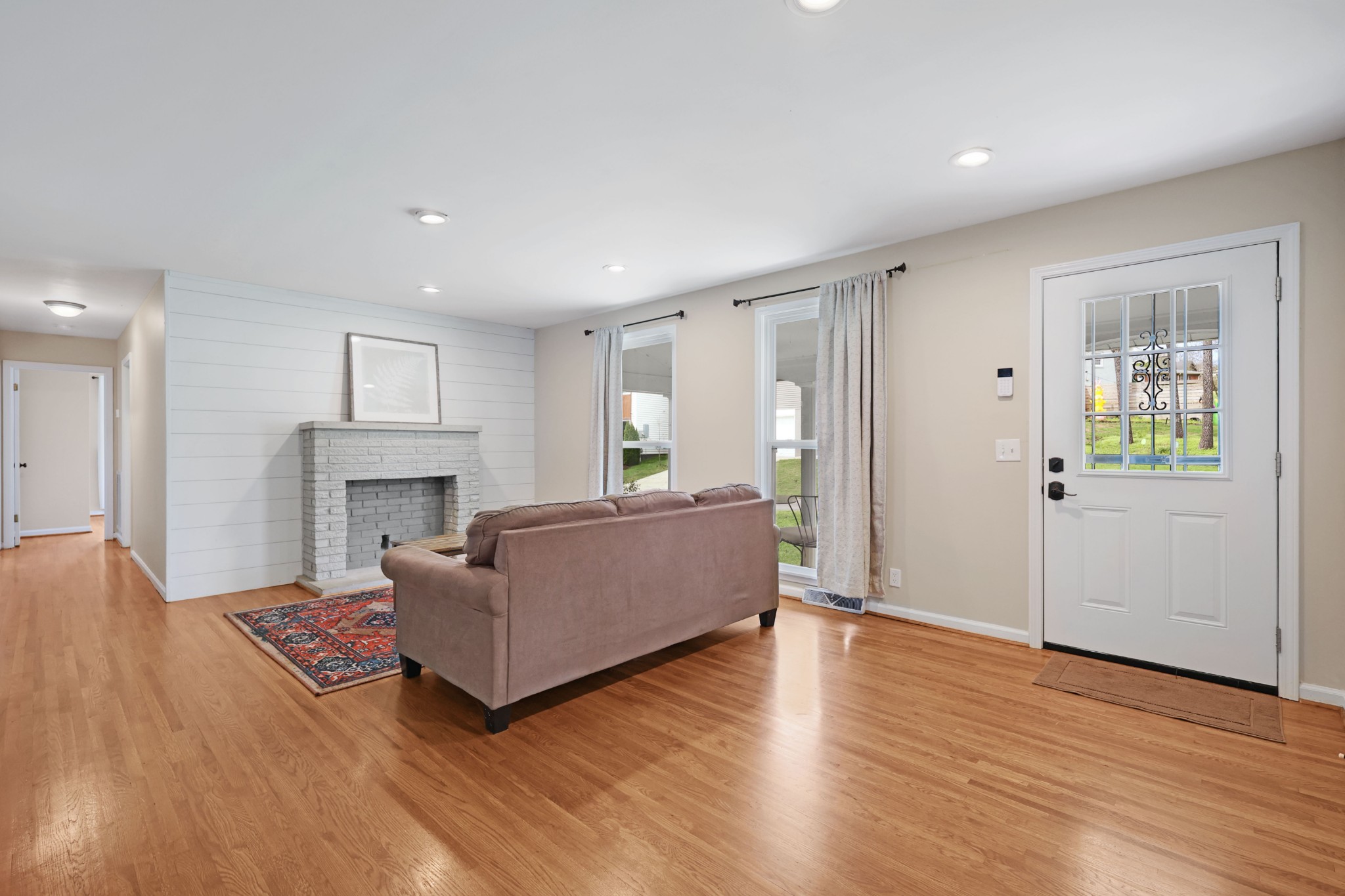 613 River Rouge Dr