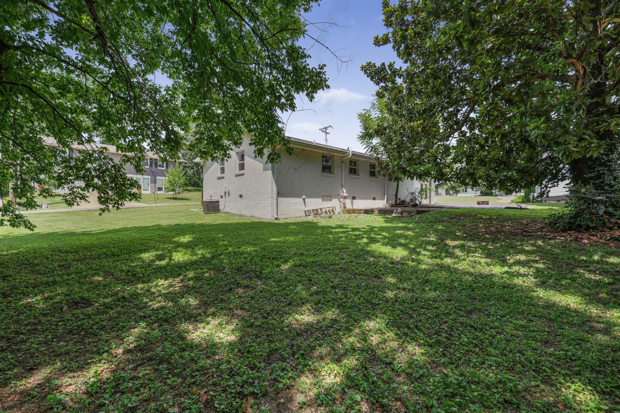 613 River Rouge Dr