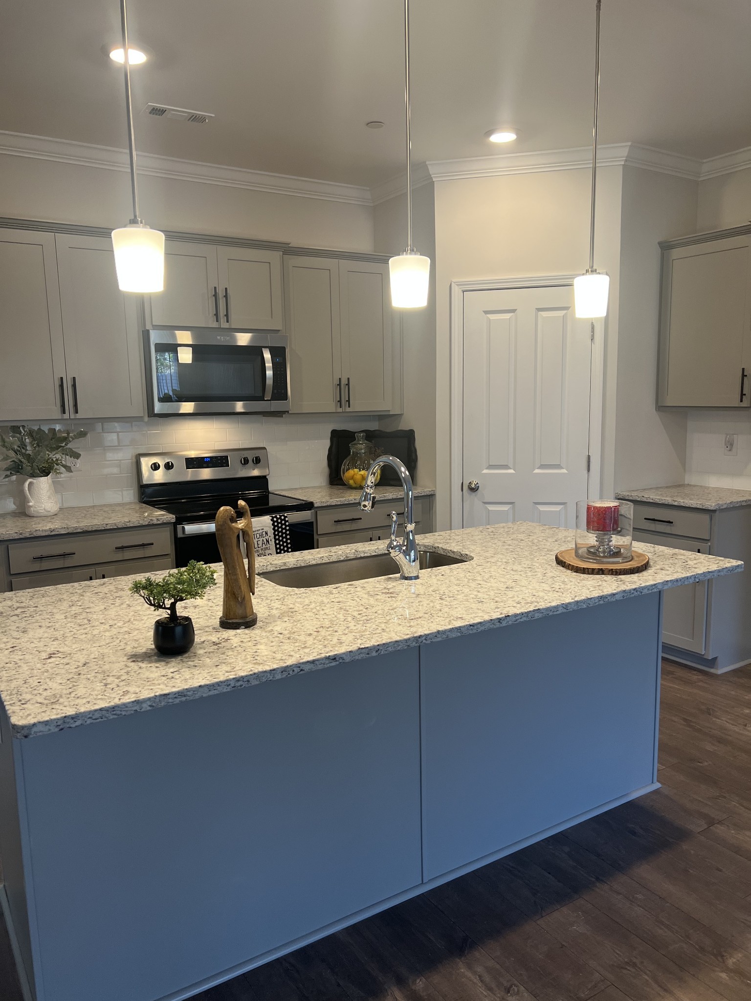 7503 Fernvale Springs Way