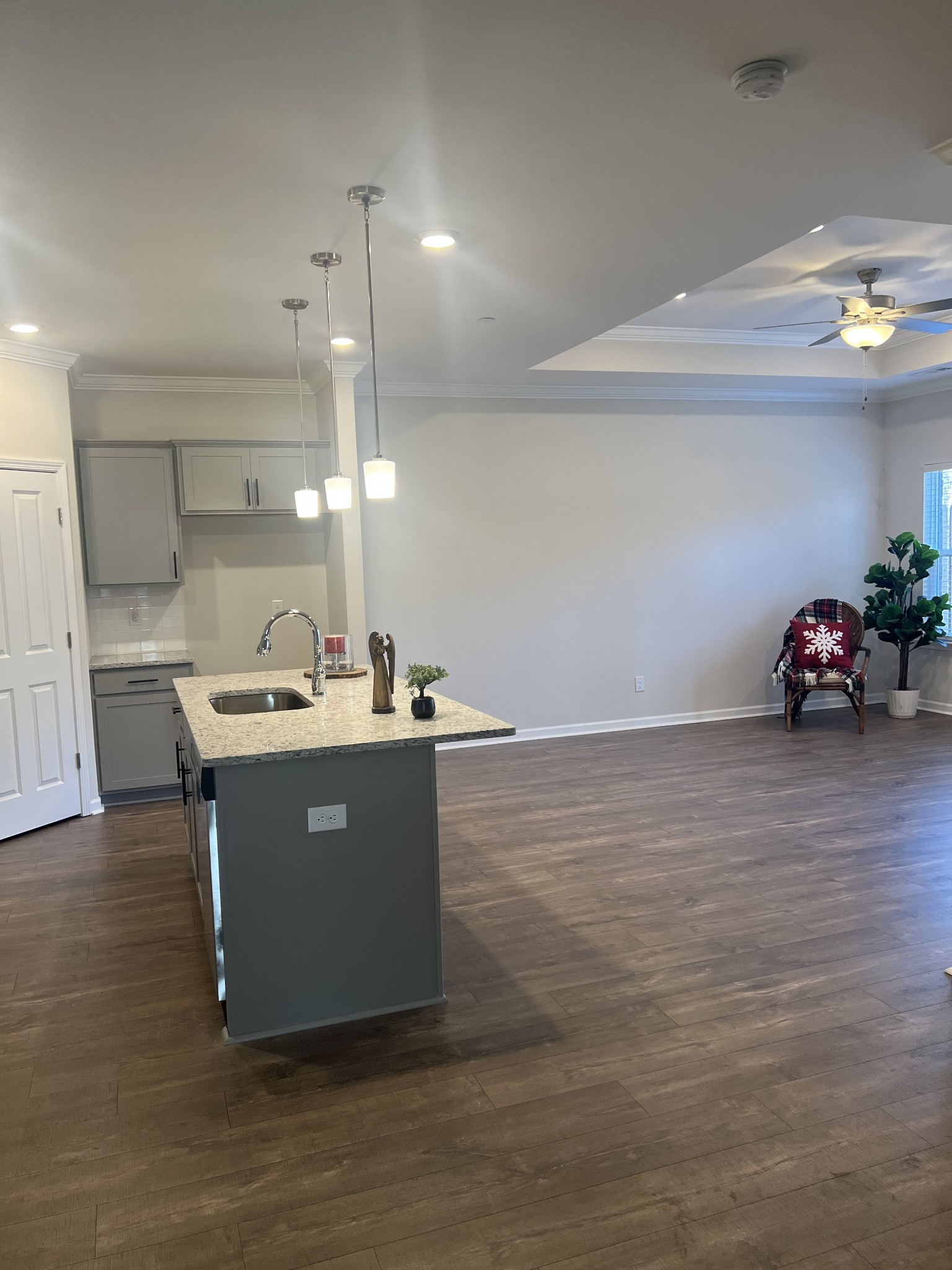 7503 Fernvale Springs Way