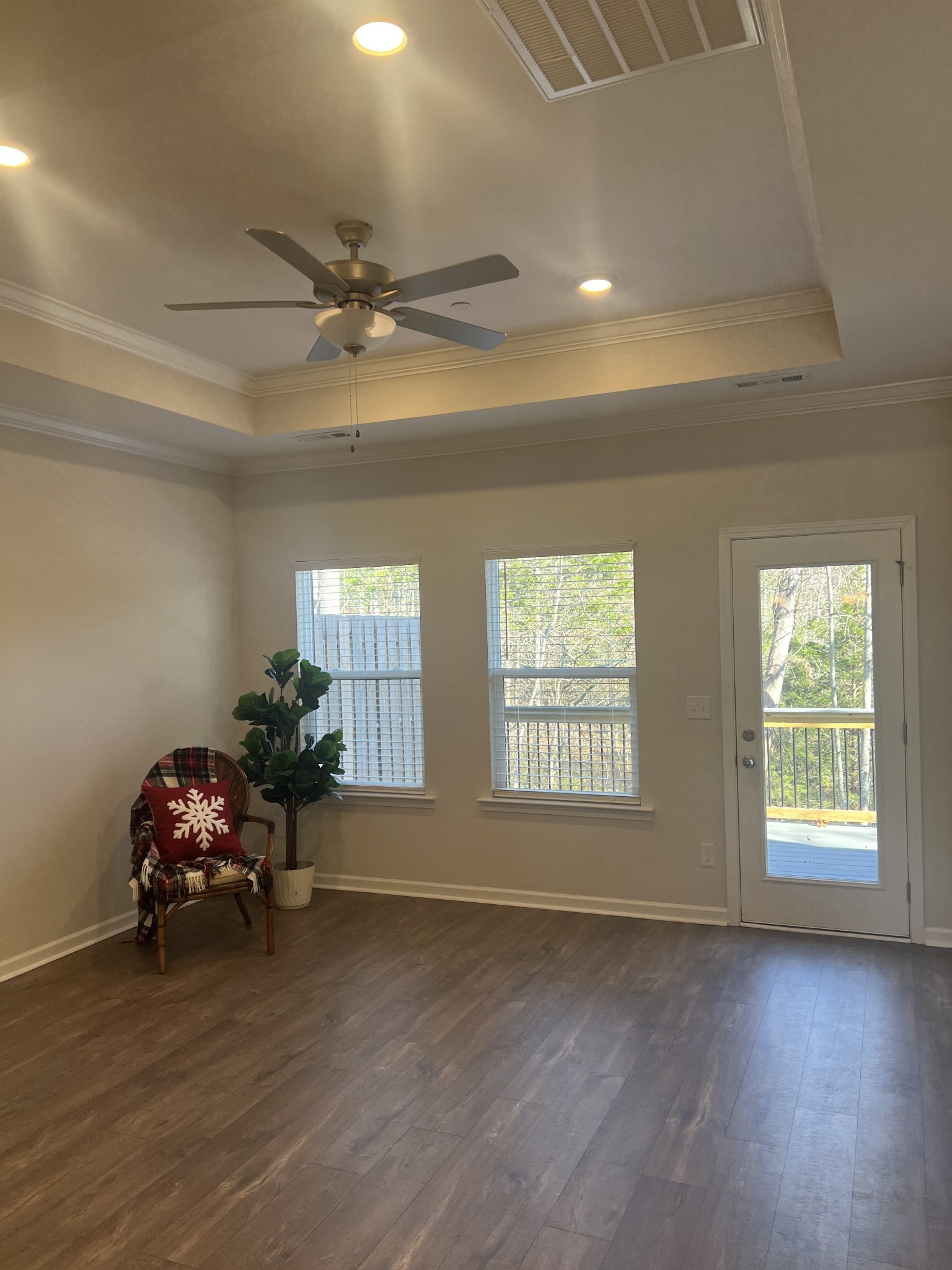 7503 Fernvale Springs Way