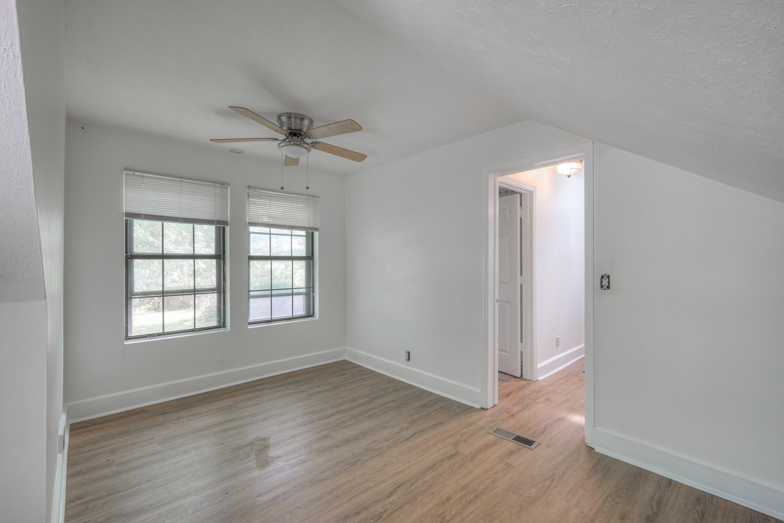 1205 Kermit Dr