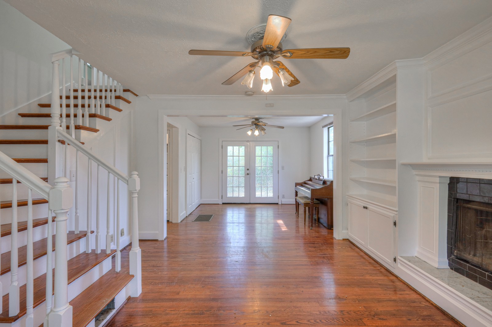 1205 Kermit Dr