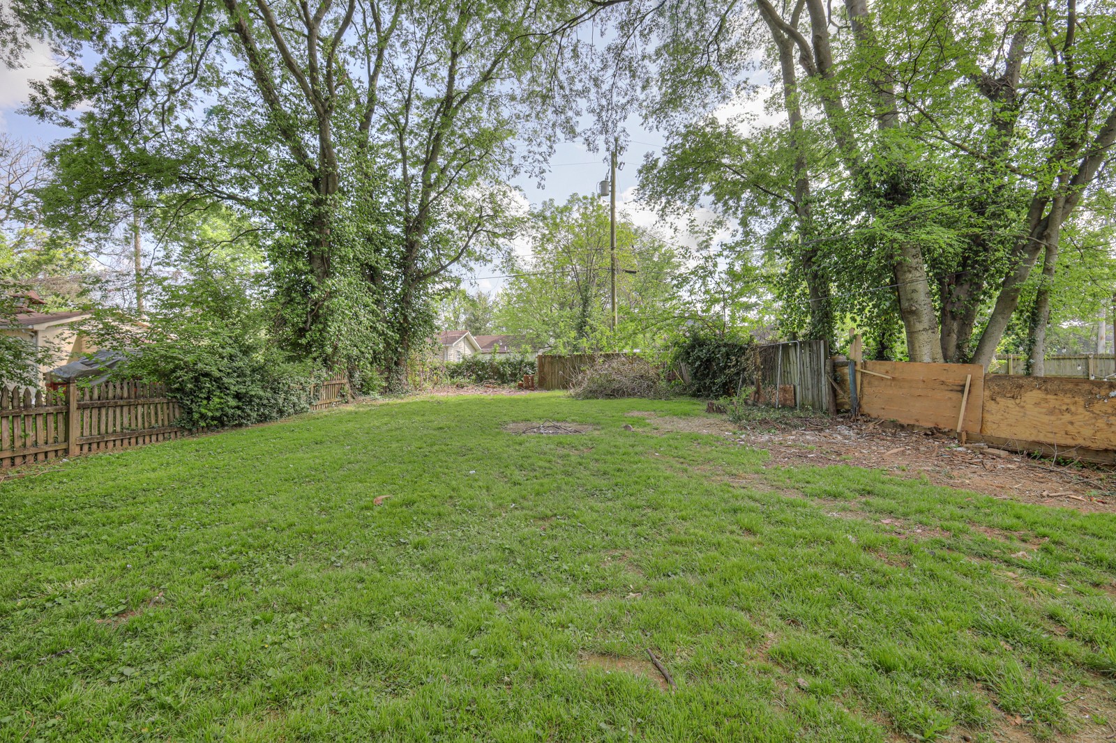 1205 Kermit Dr