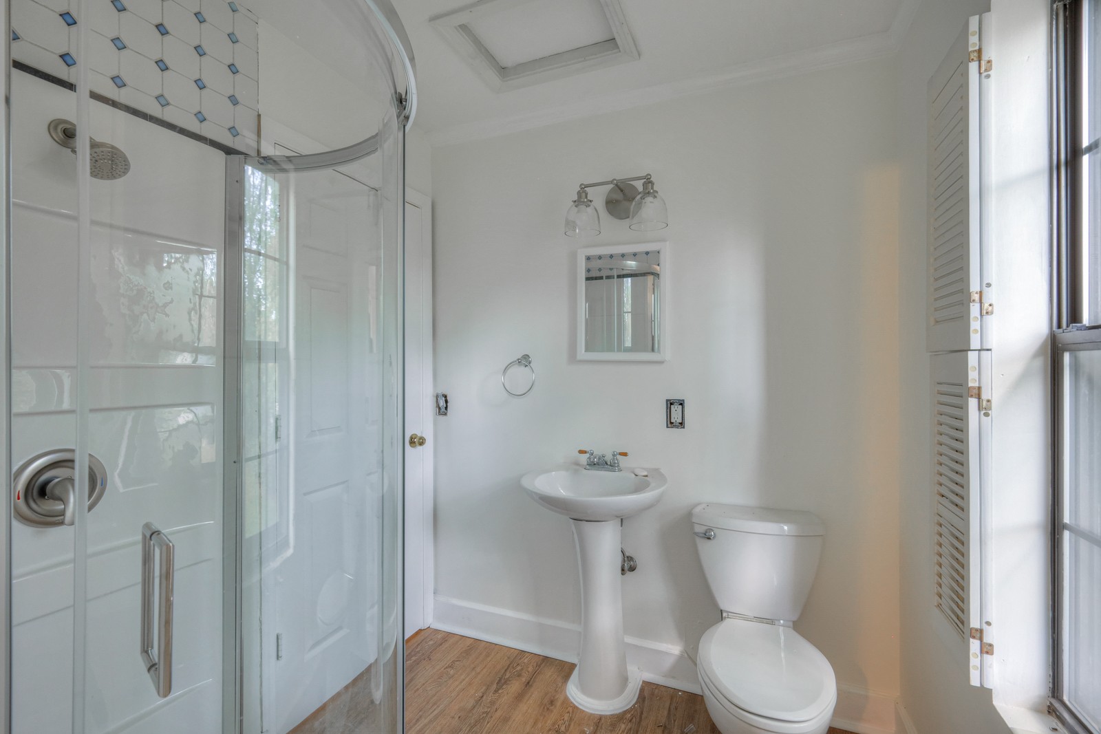 1205 Kermit Dr