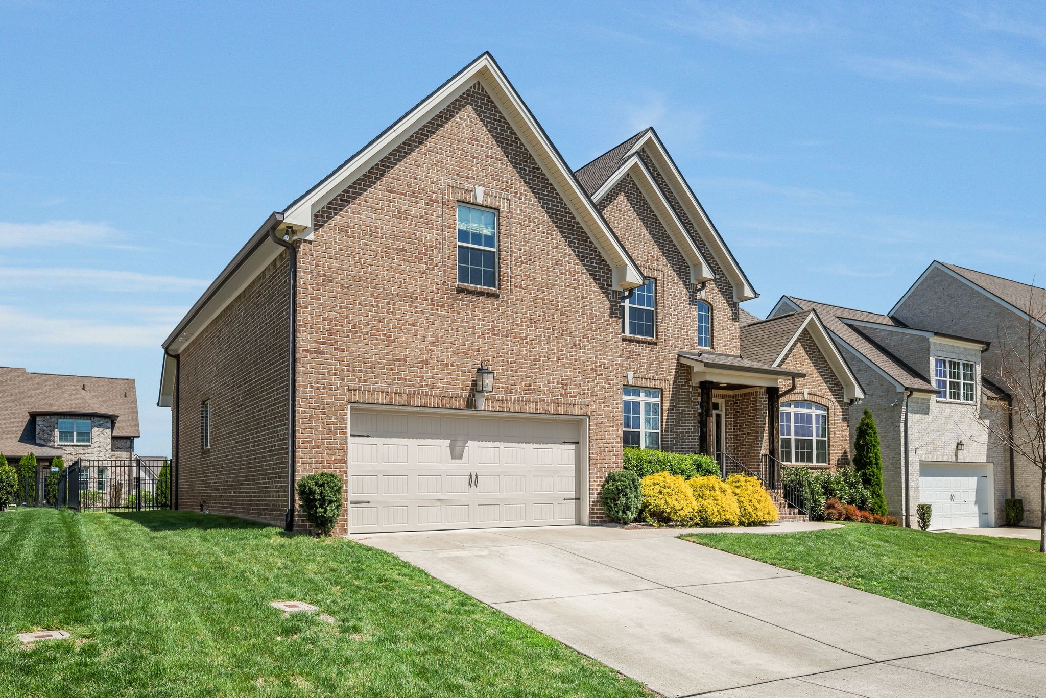 1009 Alpaca Dr