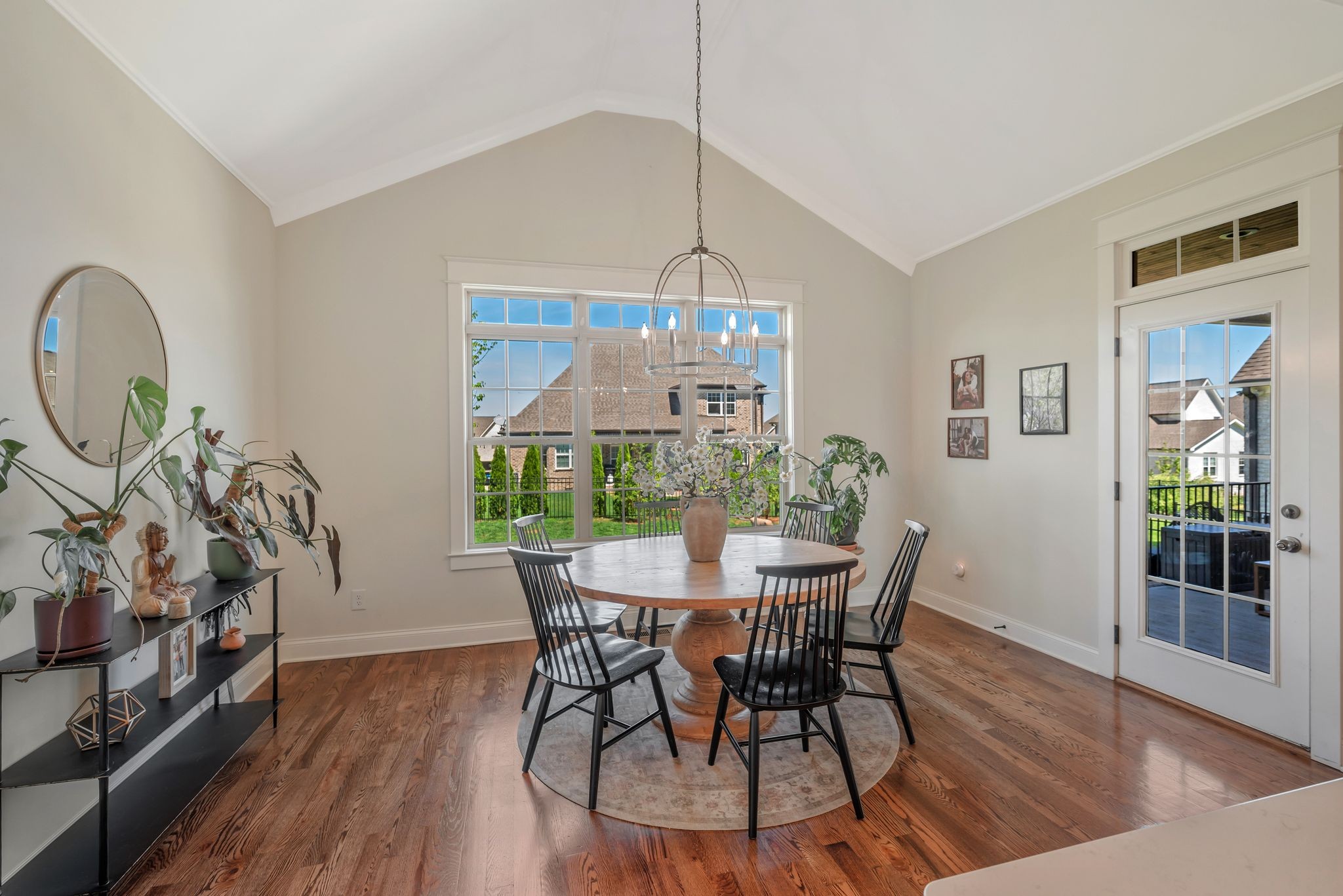1009 Alpaca Dr