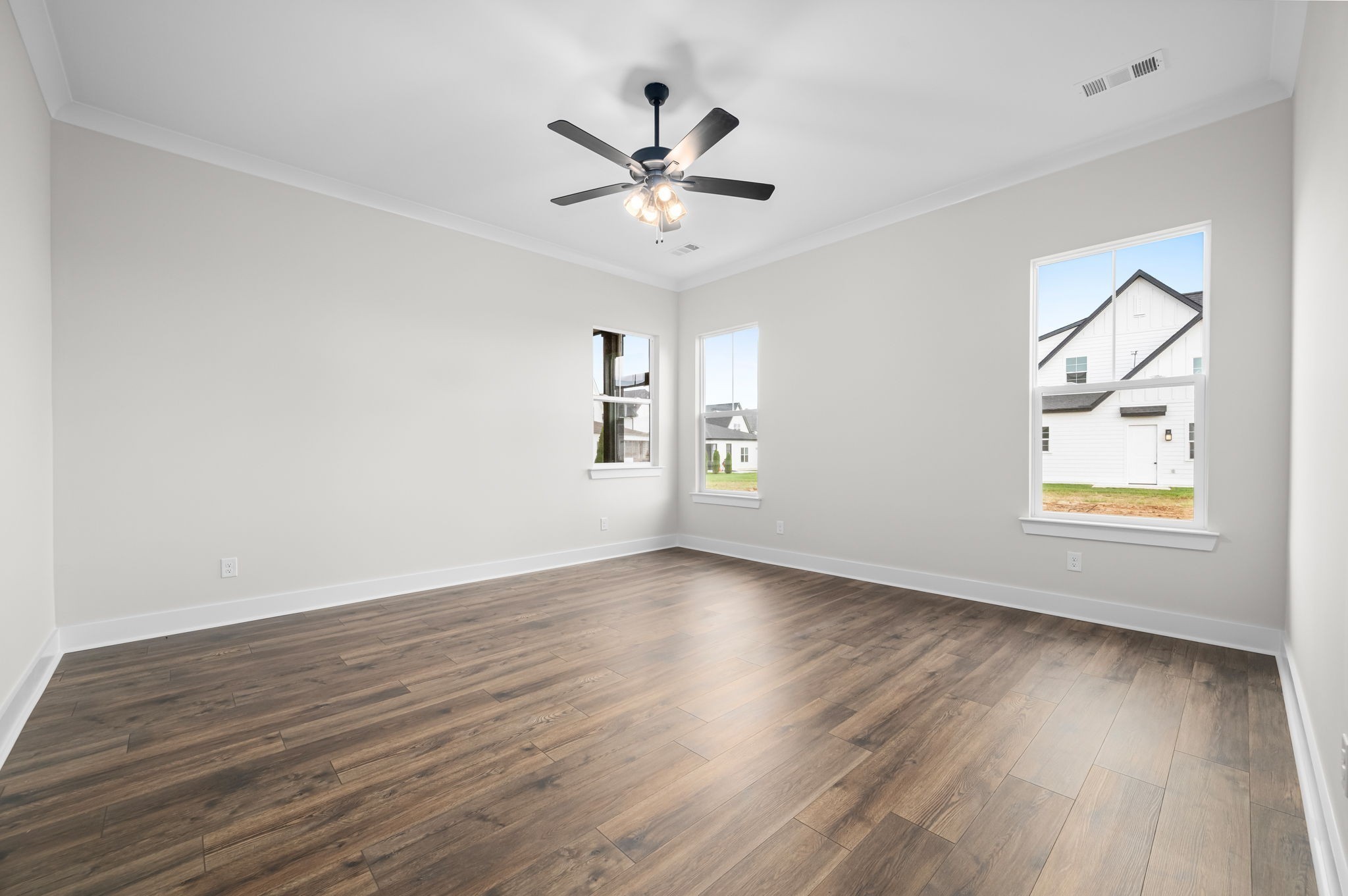 5755 Willoughby Way