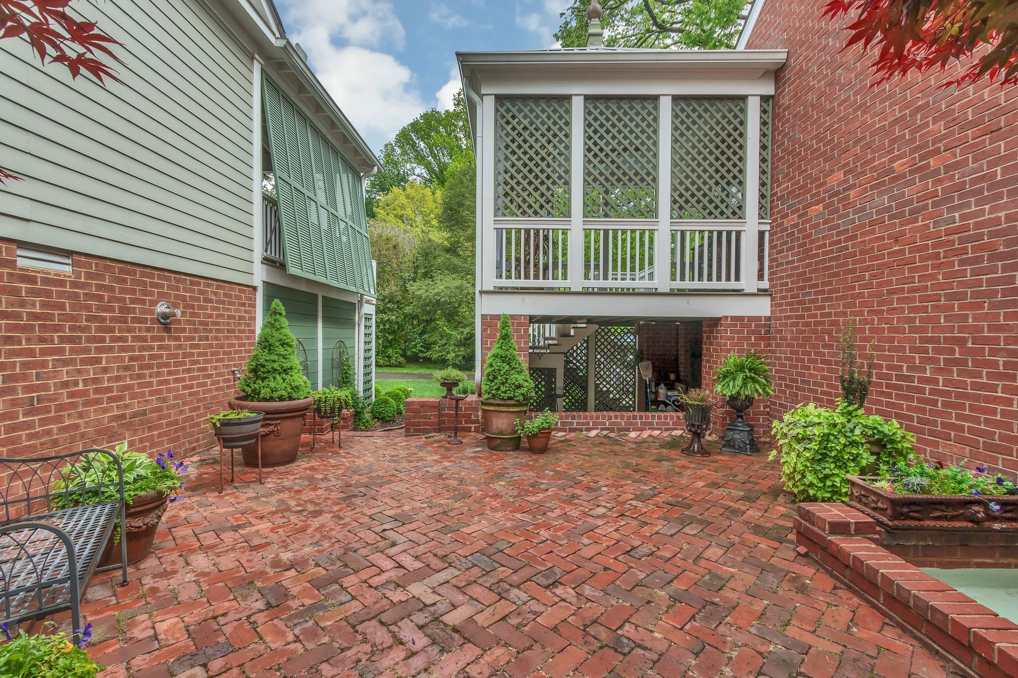 234 Myles Manor Ct