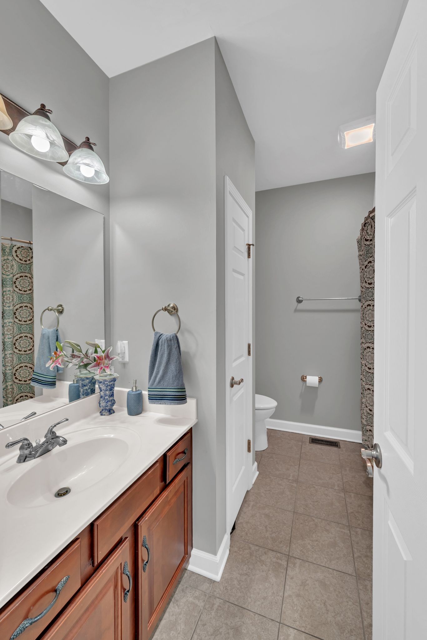 3061 Oxford Glen Dr