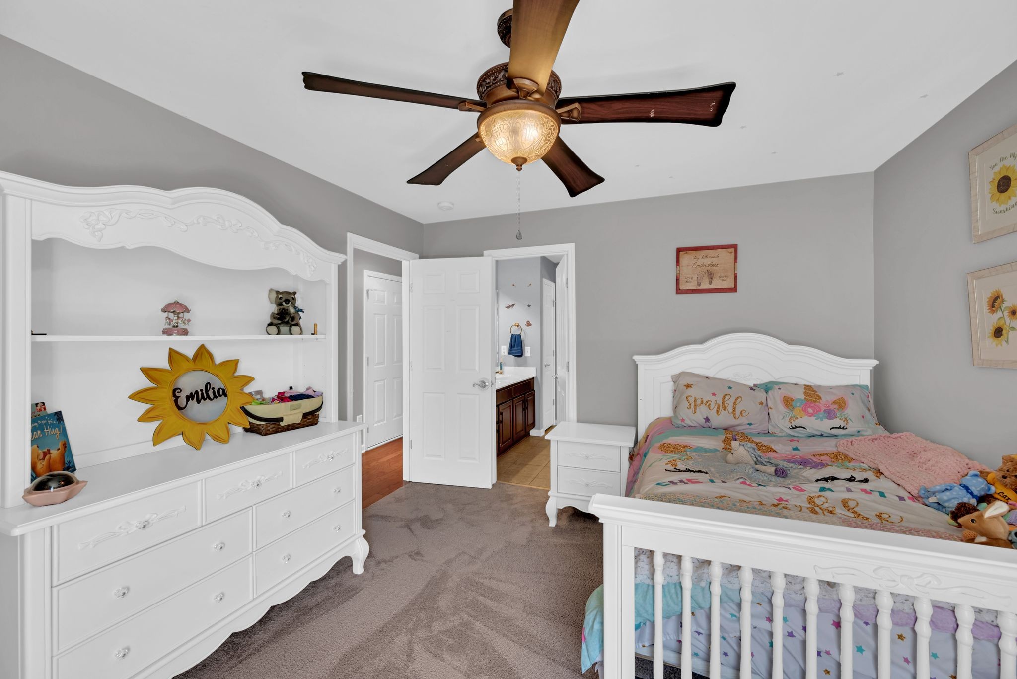 3061 Oxford Glen Dr