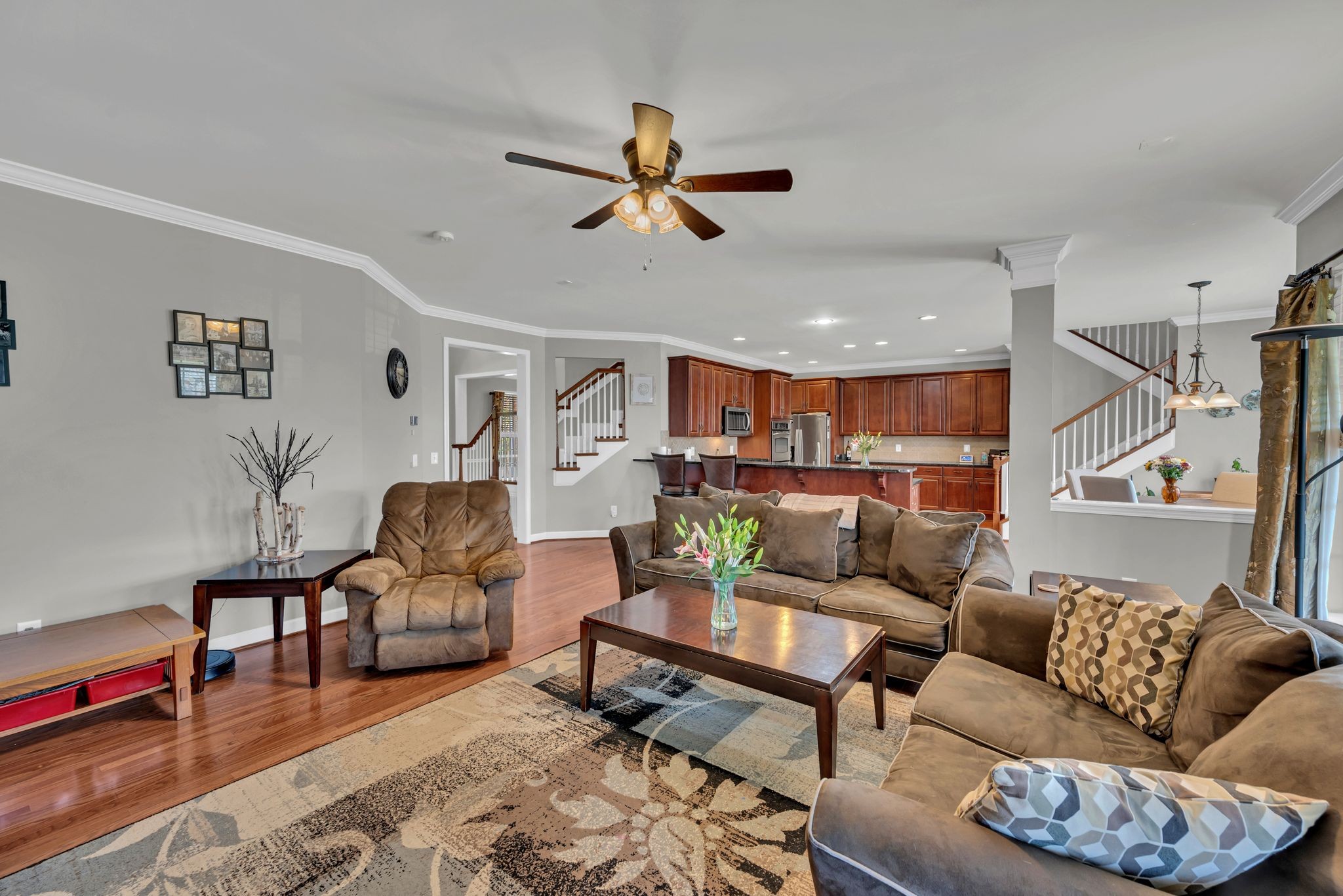 3061 Oxford Glen Dr