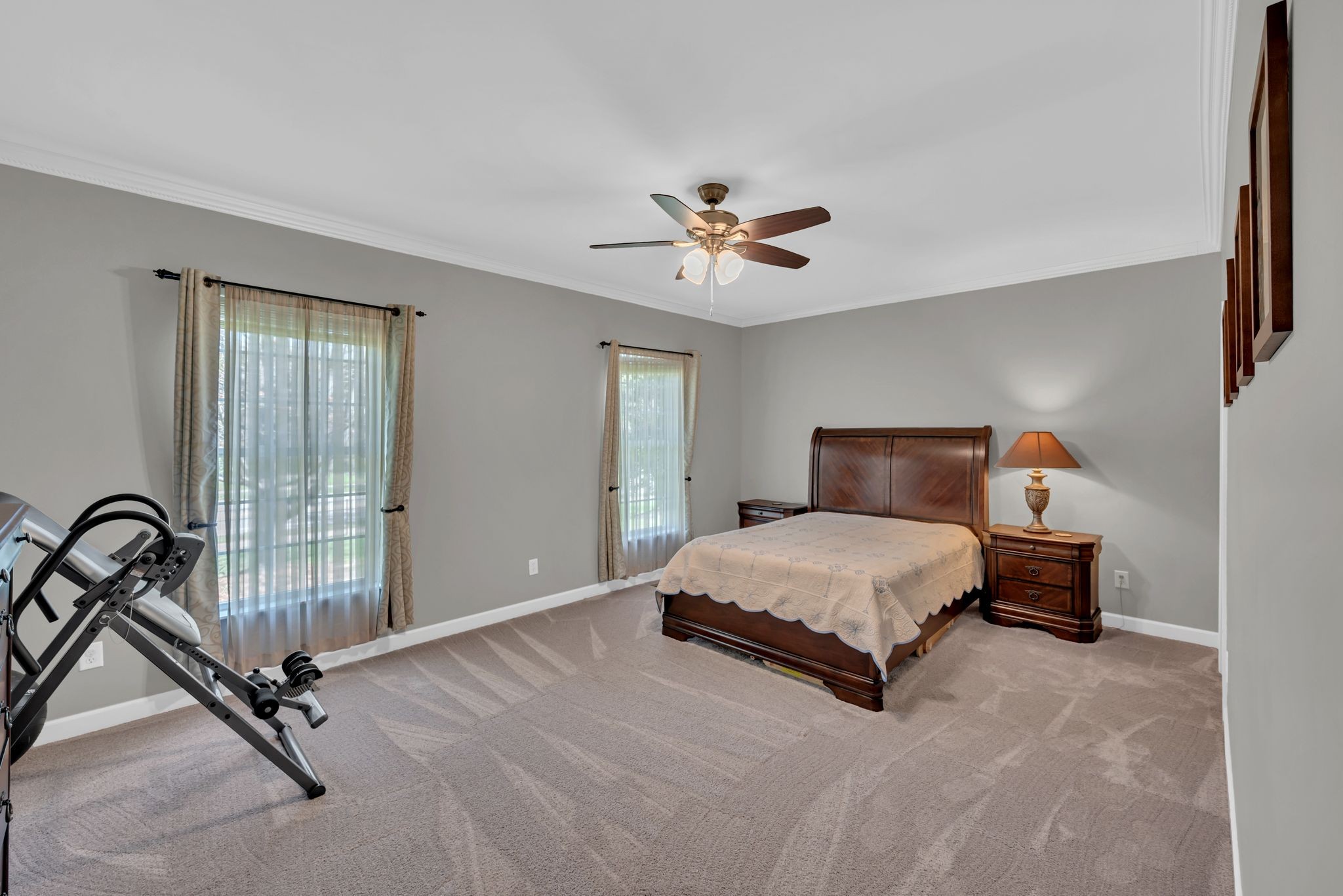3061 Oxford Glen Dr