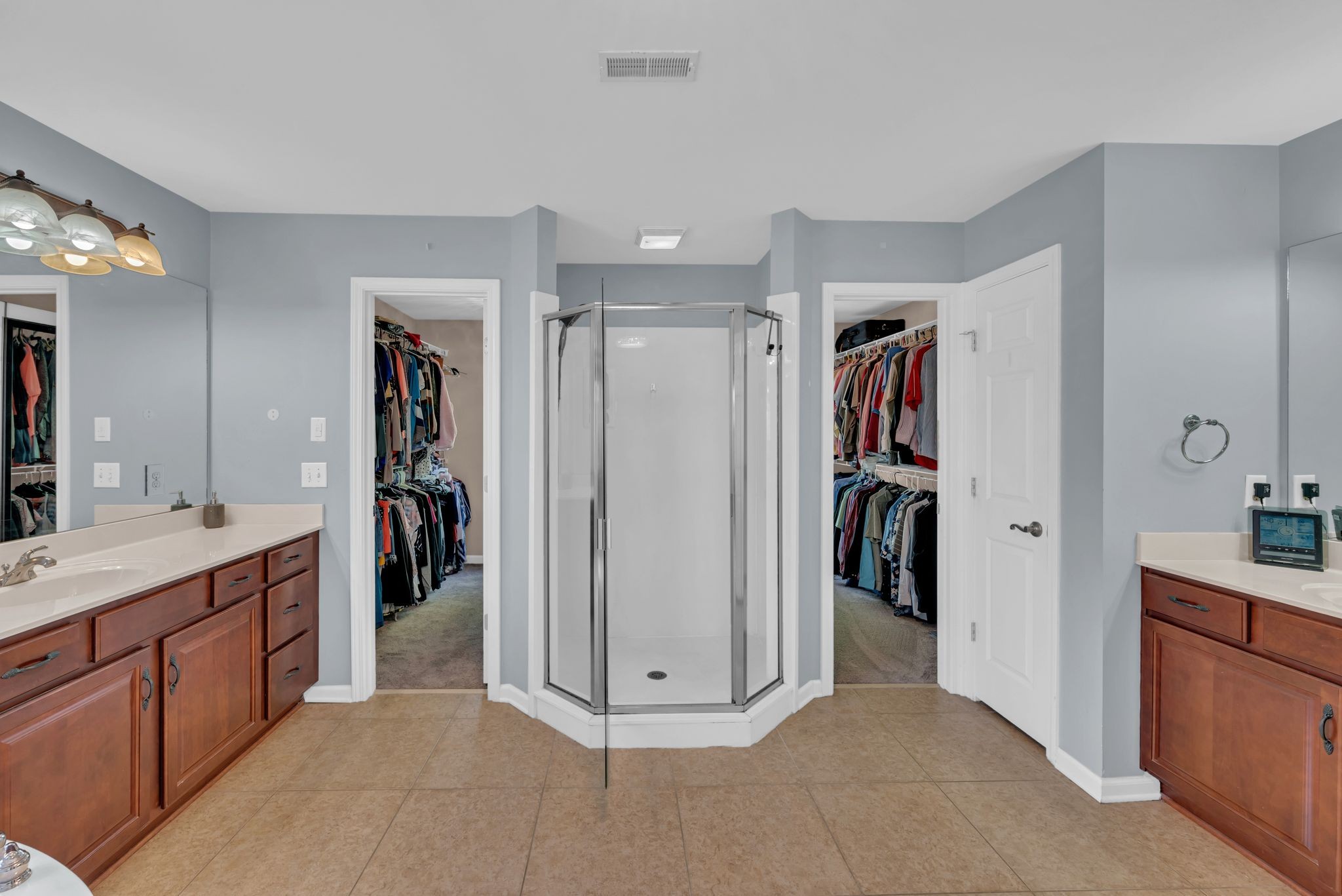 3061 Oxford Glen Dr