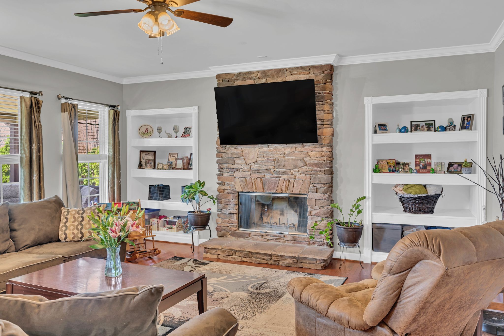3061 Oxford Glen Dr