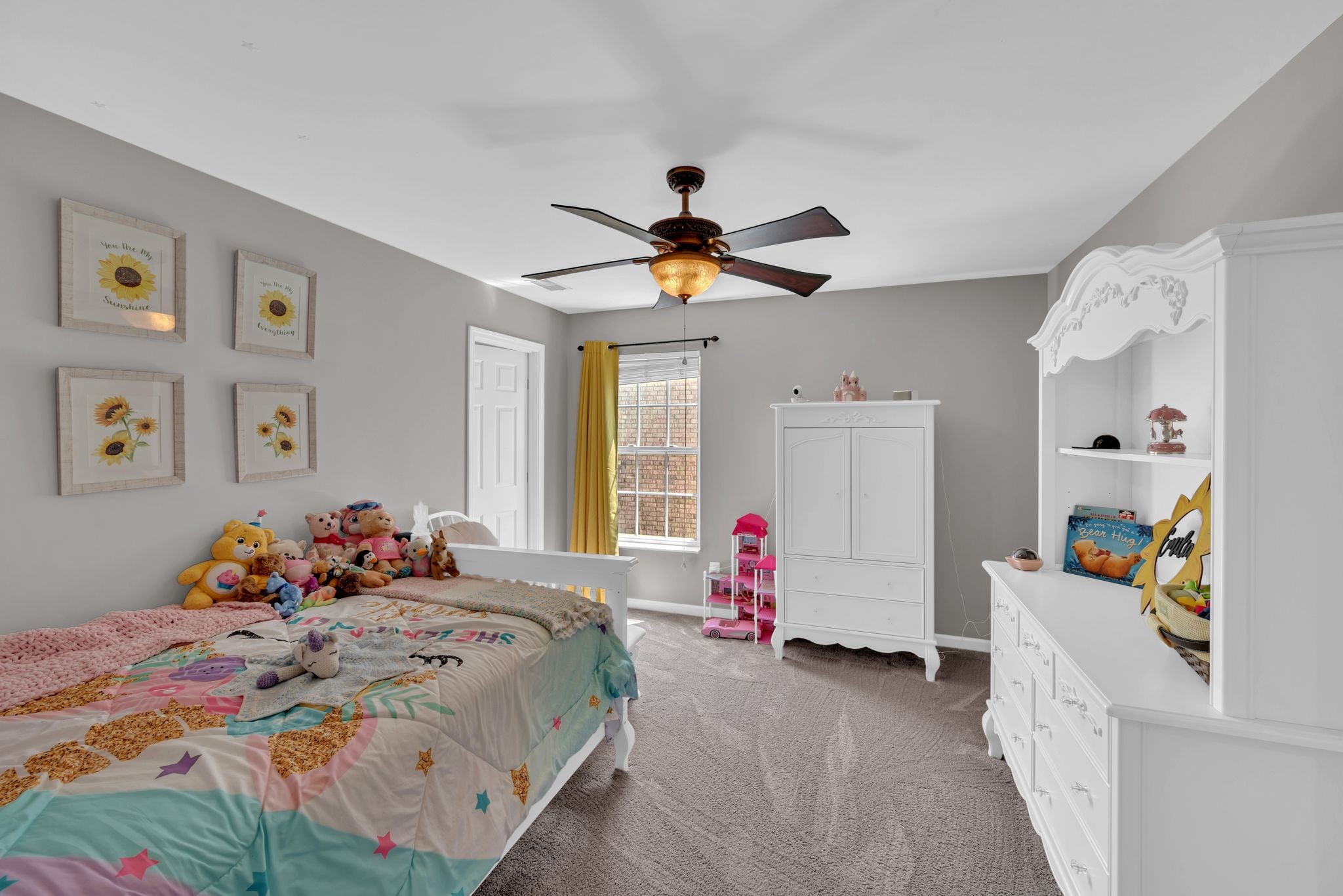 3061 Oxford Glen Dr