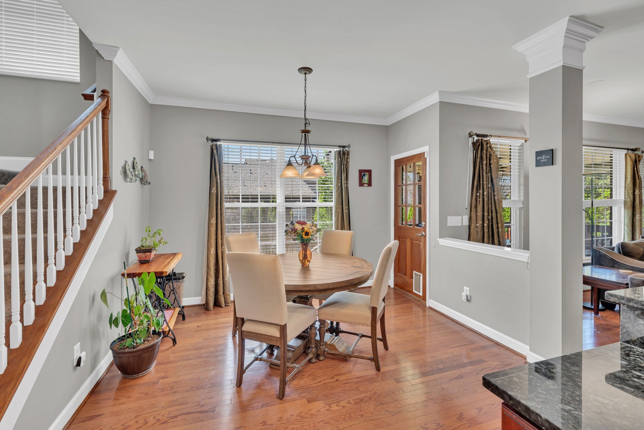 3061 Oxford Glen Dr