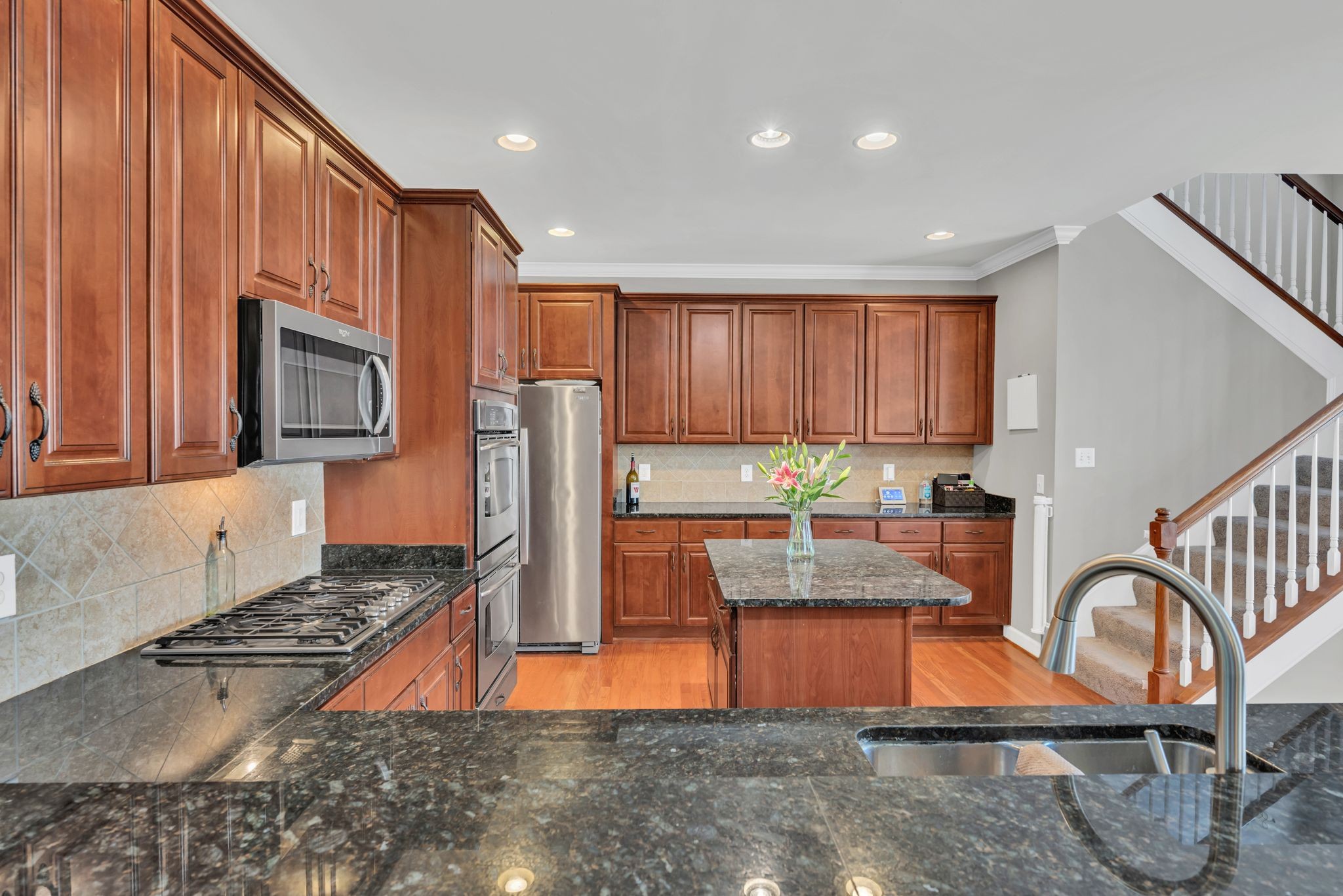3061 Oxford Glen Dr