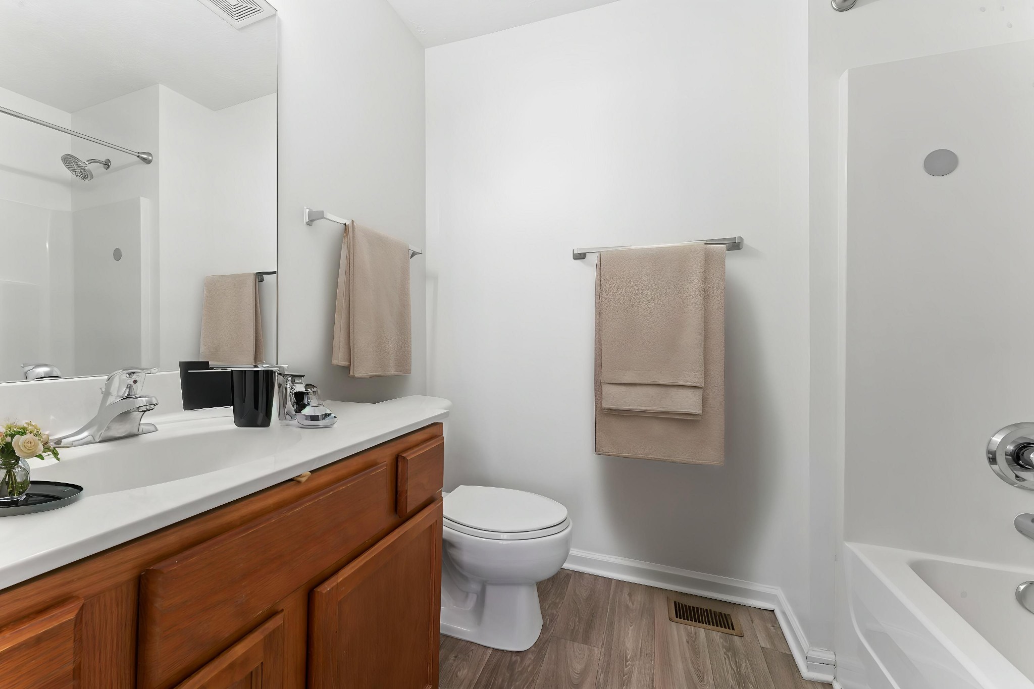 1303 Vermont Ct