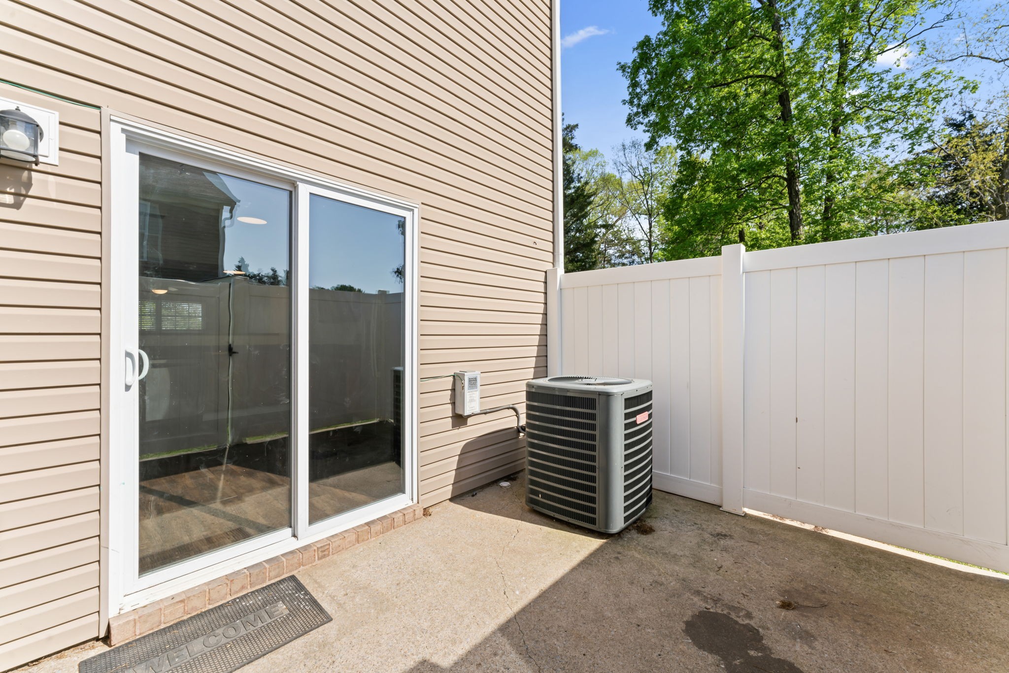 1303 Vermont Ct
