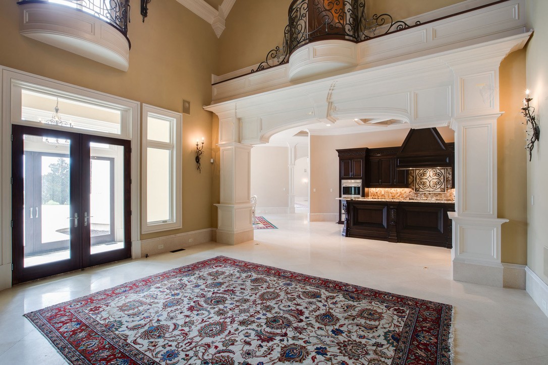 2423 Hidden River Ln