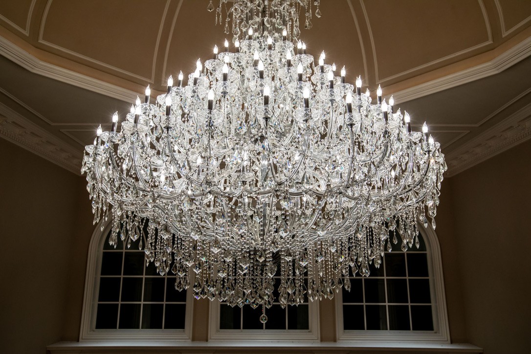 2423 Hidden River Ln