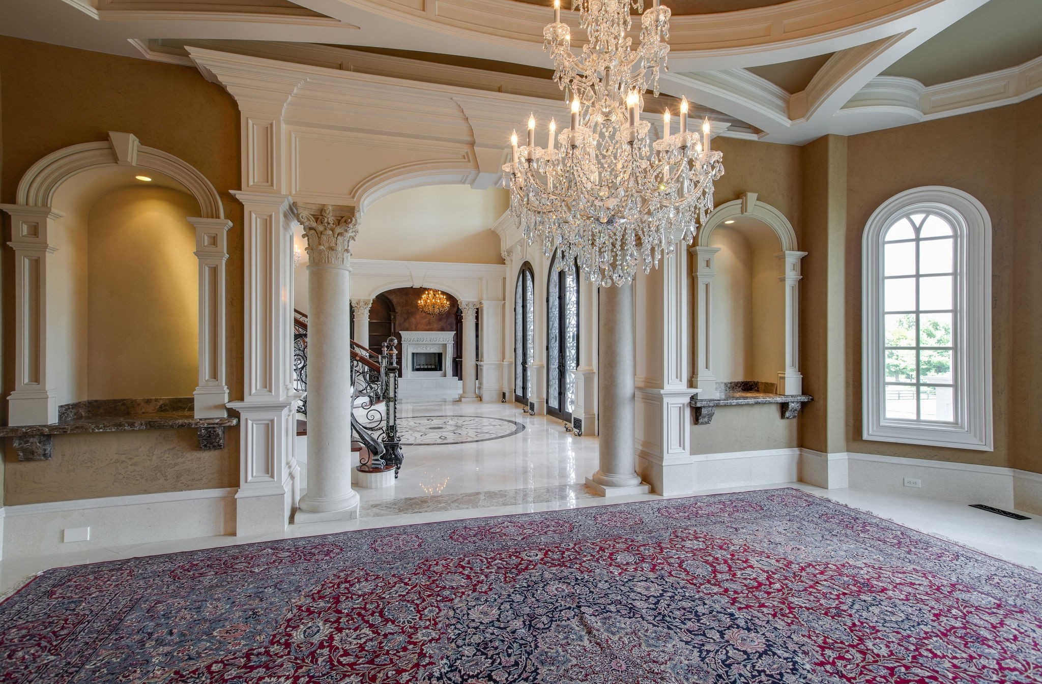 2423 Hidden River Ln