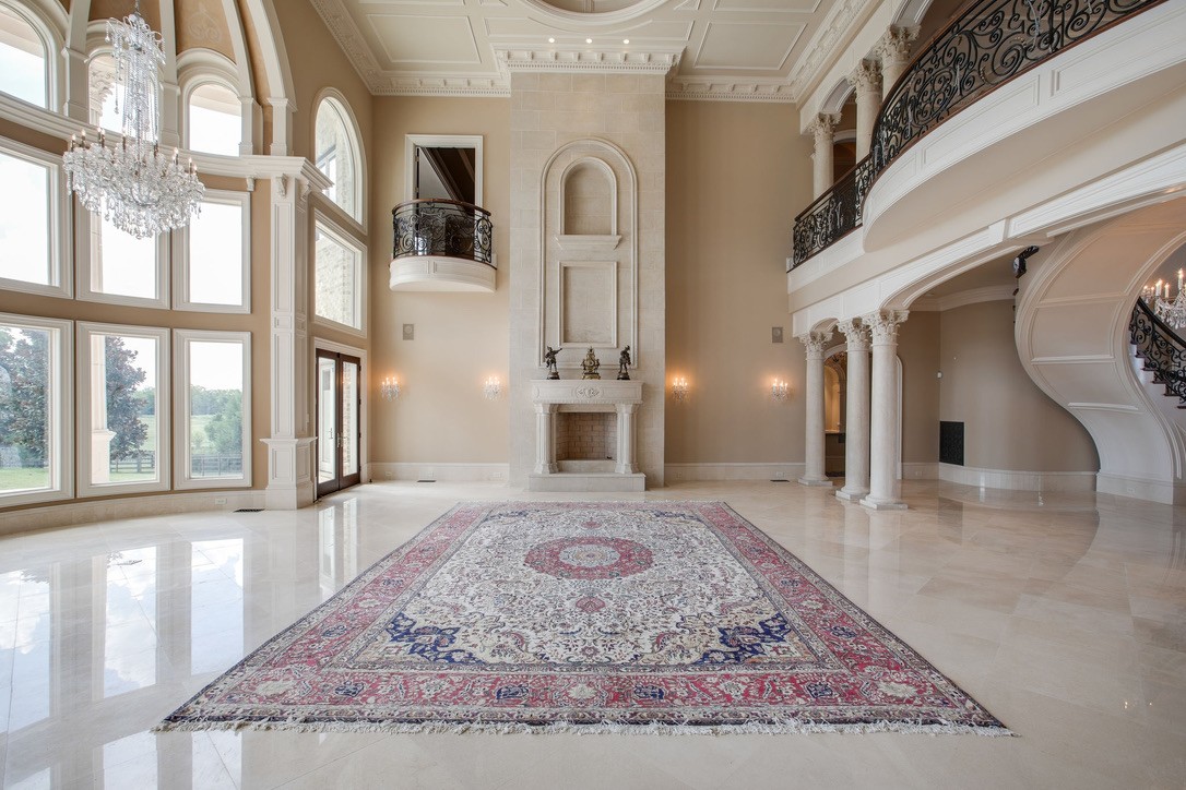 2423 Hidden River Ln