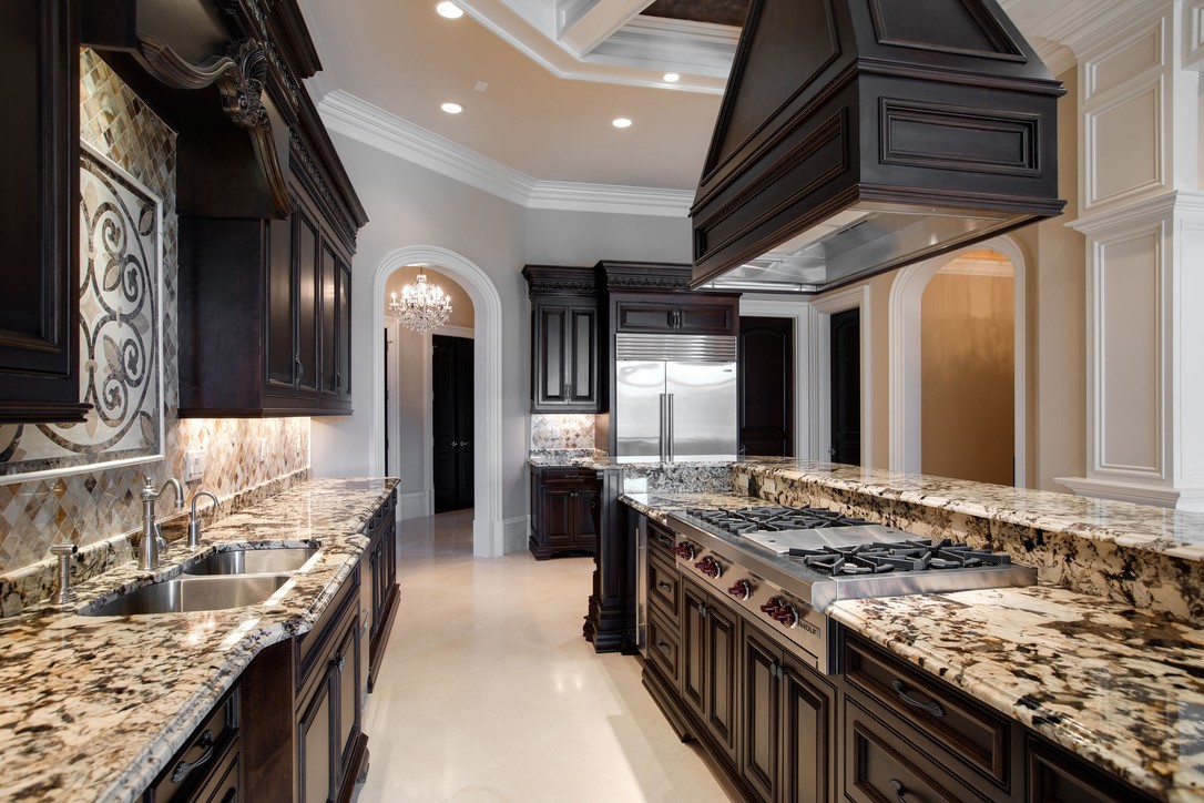 2423 Hidden River Ln