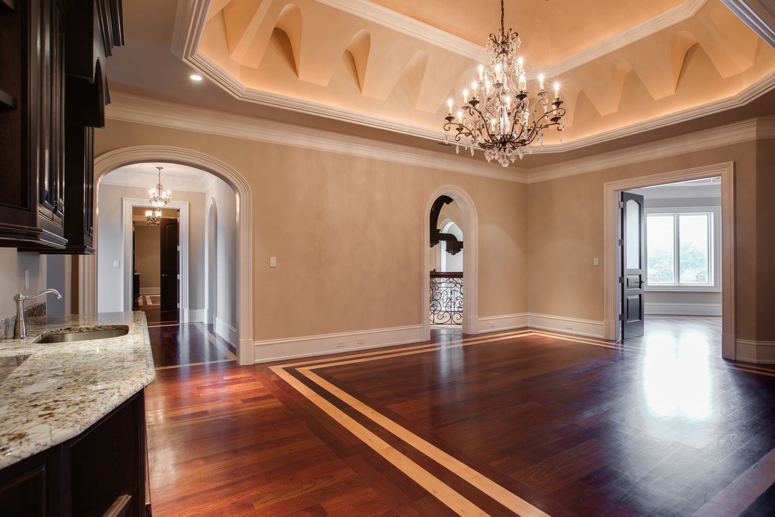 2423 Hidden River Ln