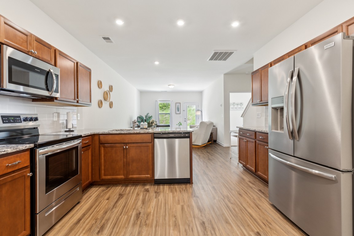 103 Townsend Ave