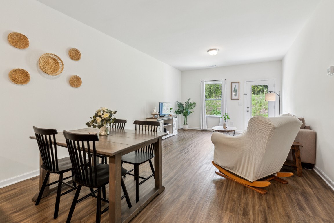 103 Townsend Ave