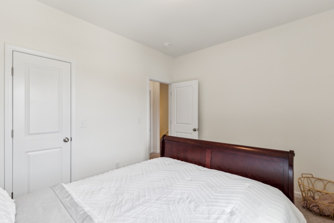 103 Townsend Ave