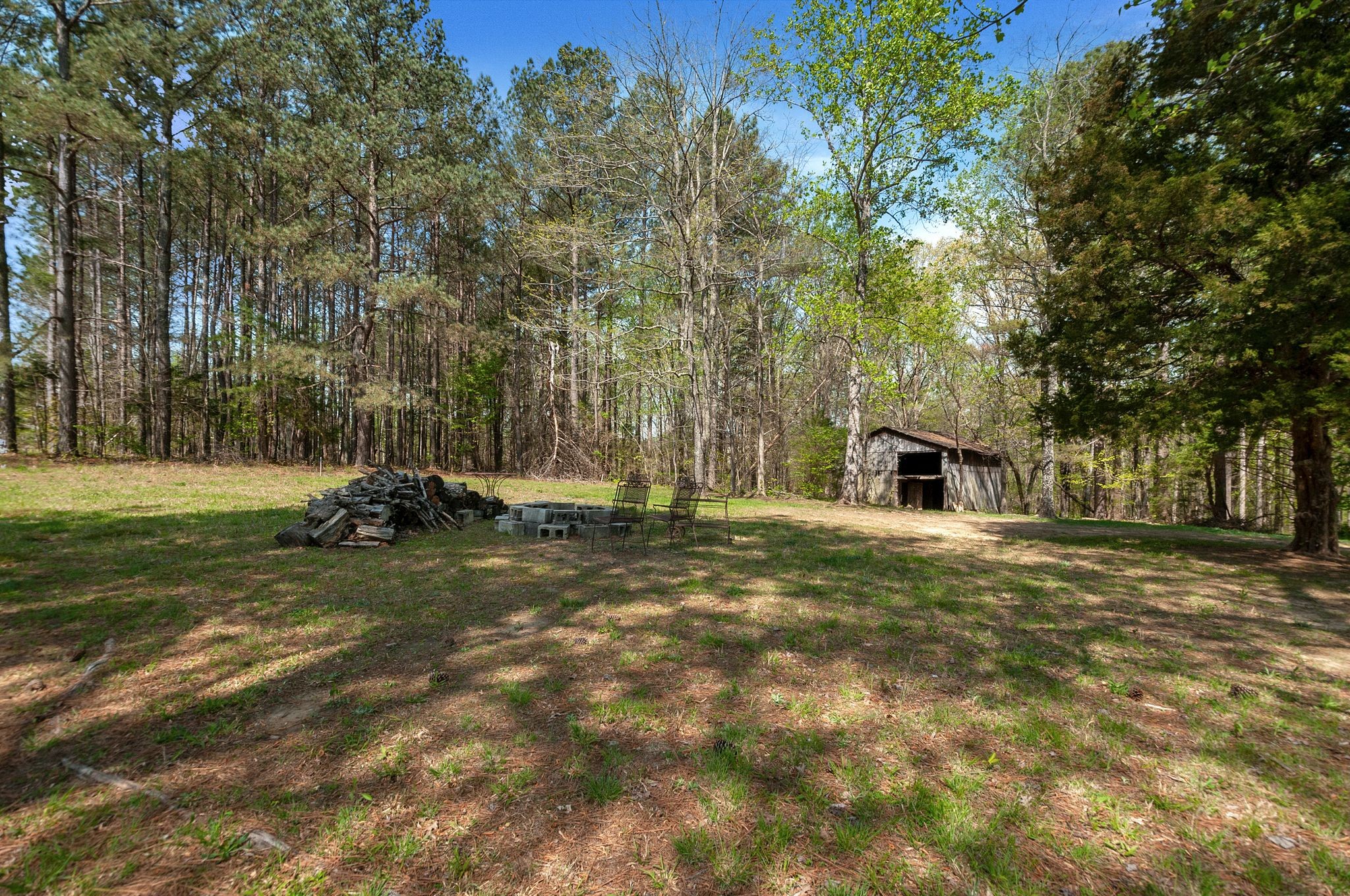 1681 Taylor Town Rd