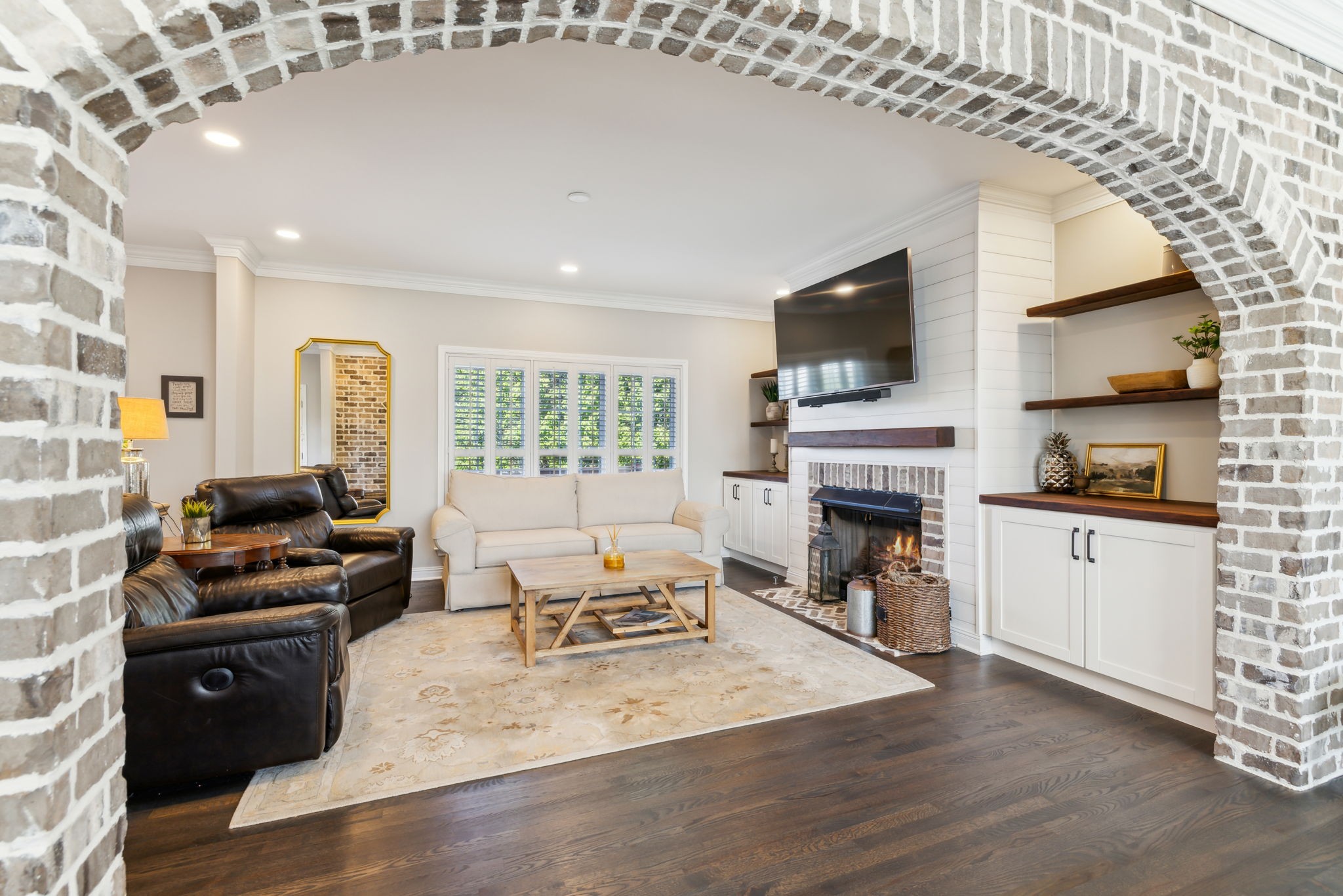 1405 Governors Ridge Ct