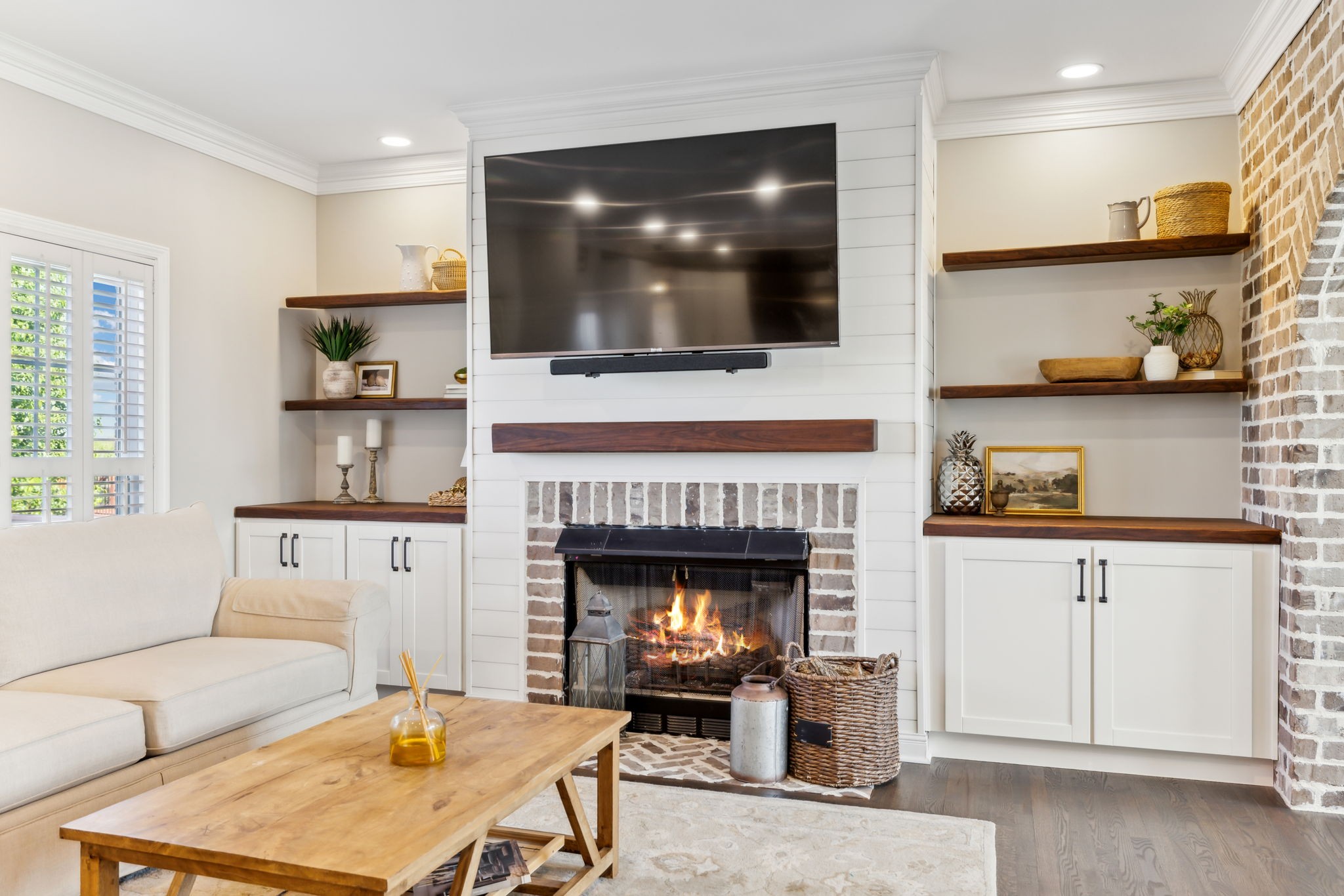 1405 Governors Ridge Ct