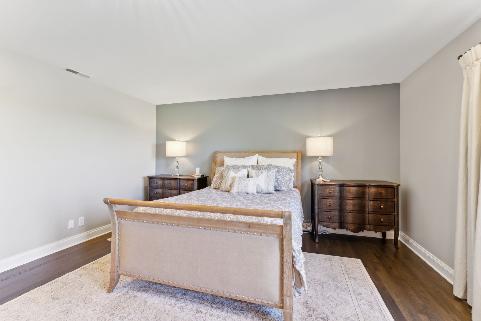 1405 Governors Ridge Ct