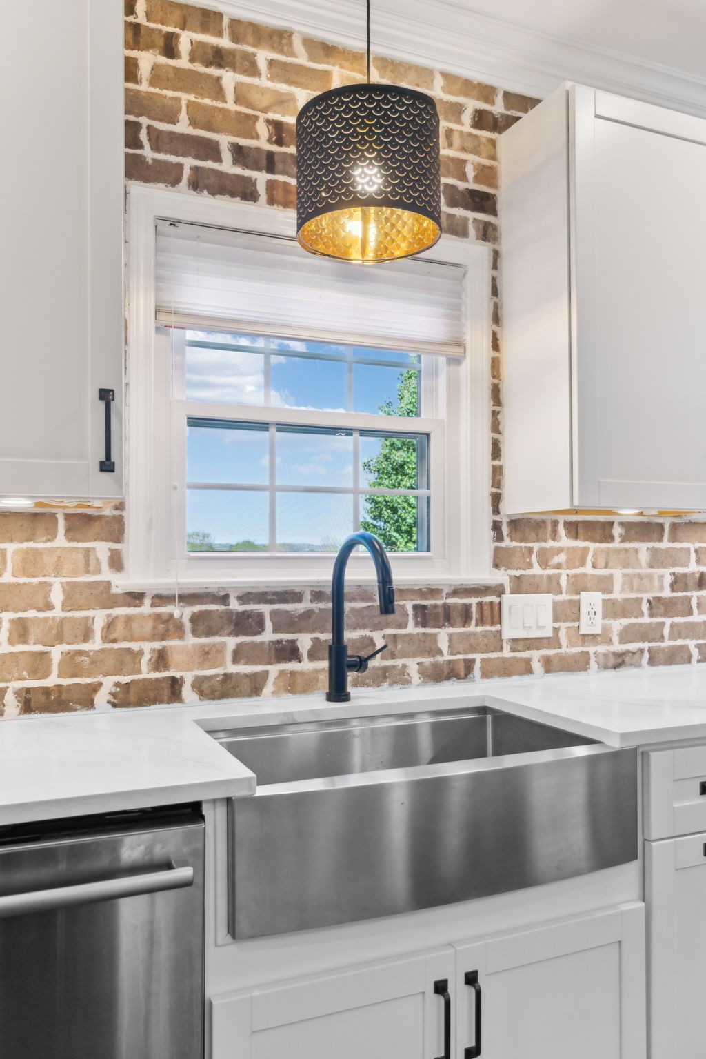 1405 Governors Ridge Ct