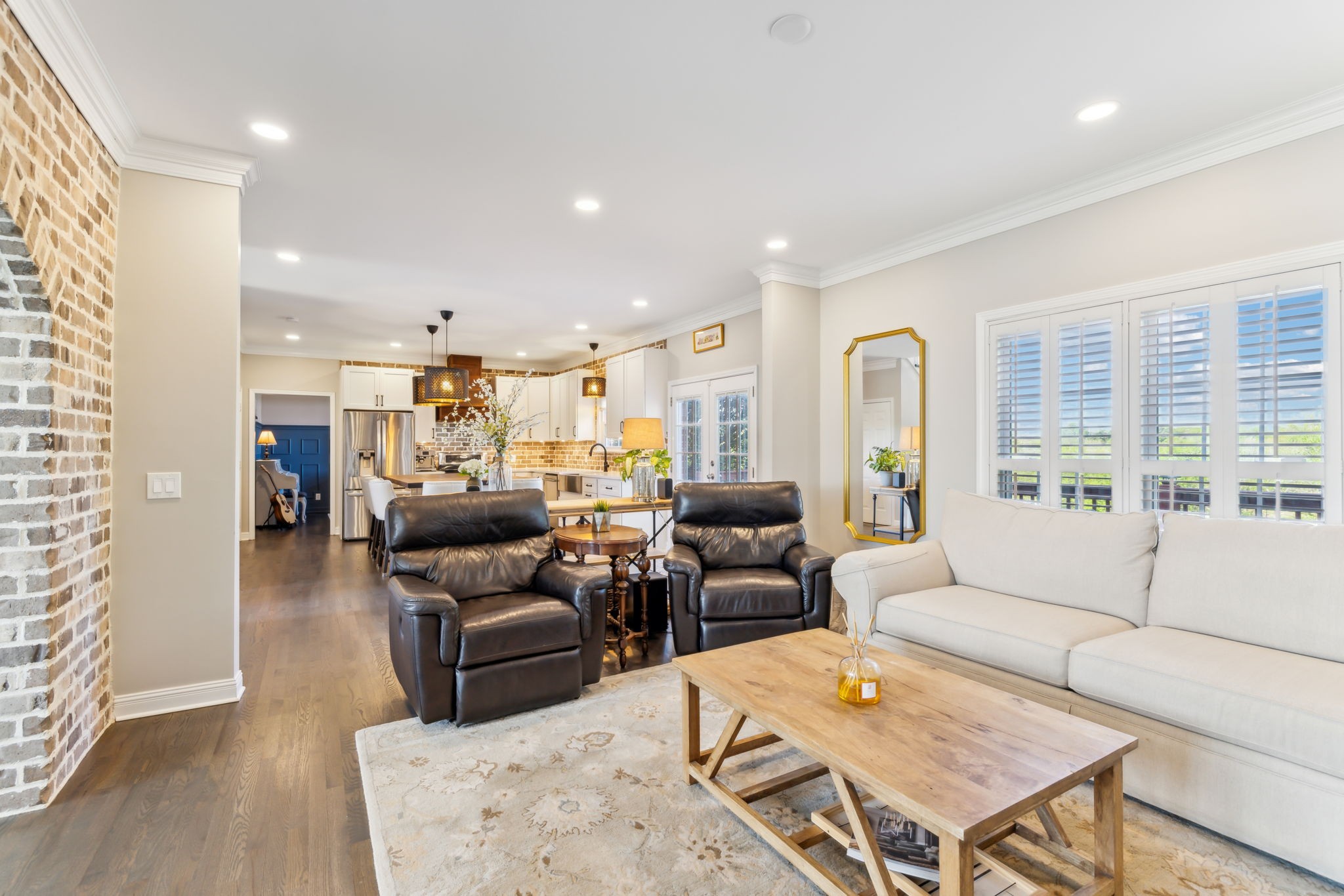 1405 Governors Ridge Ct