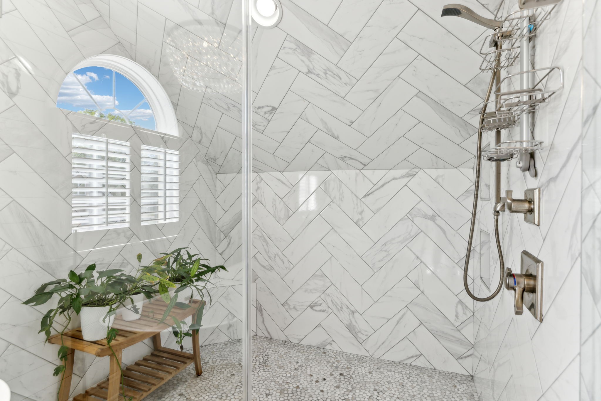 1405 Governors Ridge Ct