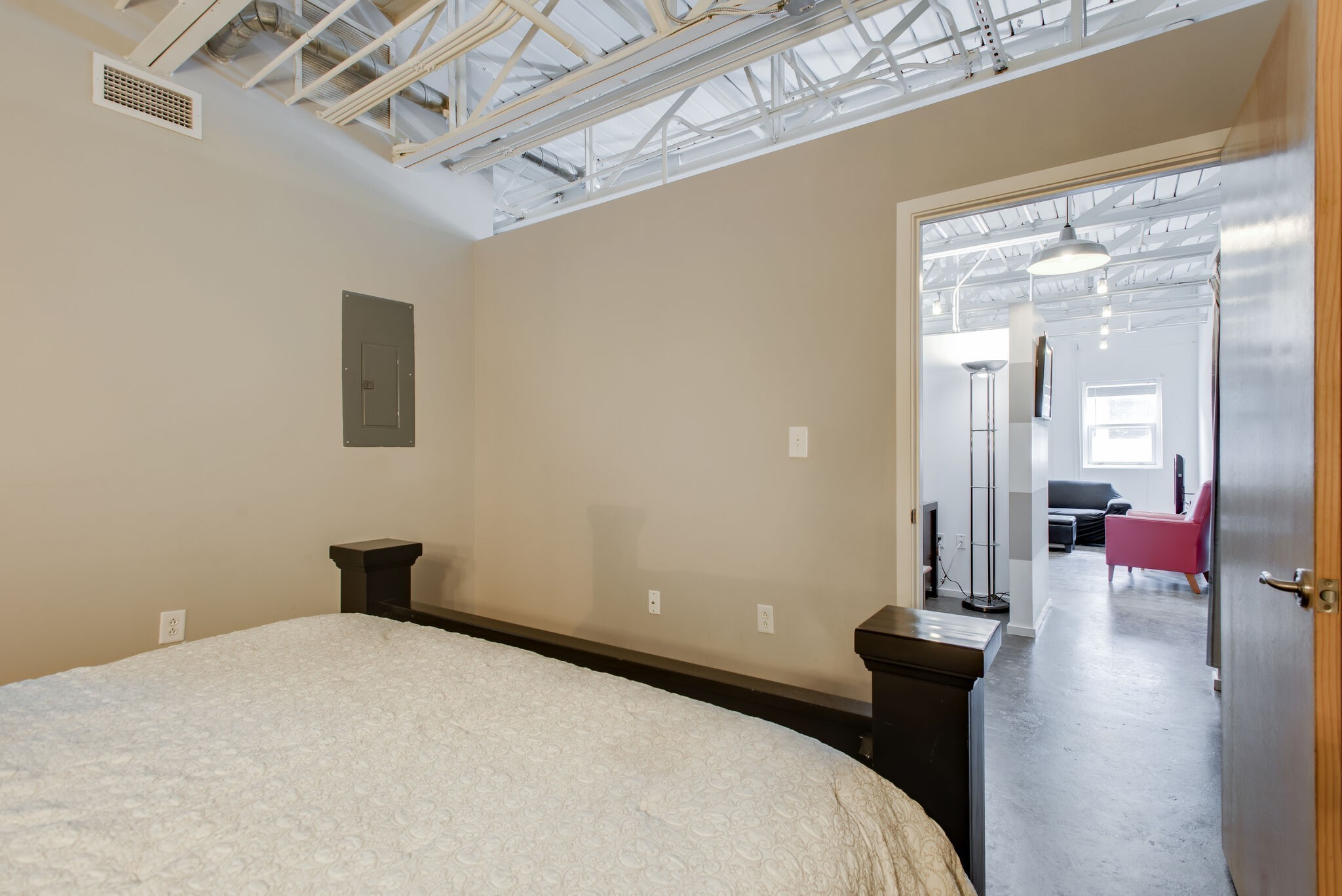 309 Church St Unit: 204