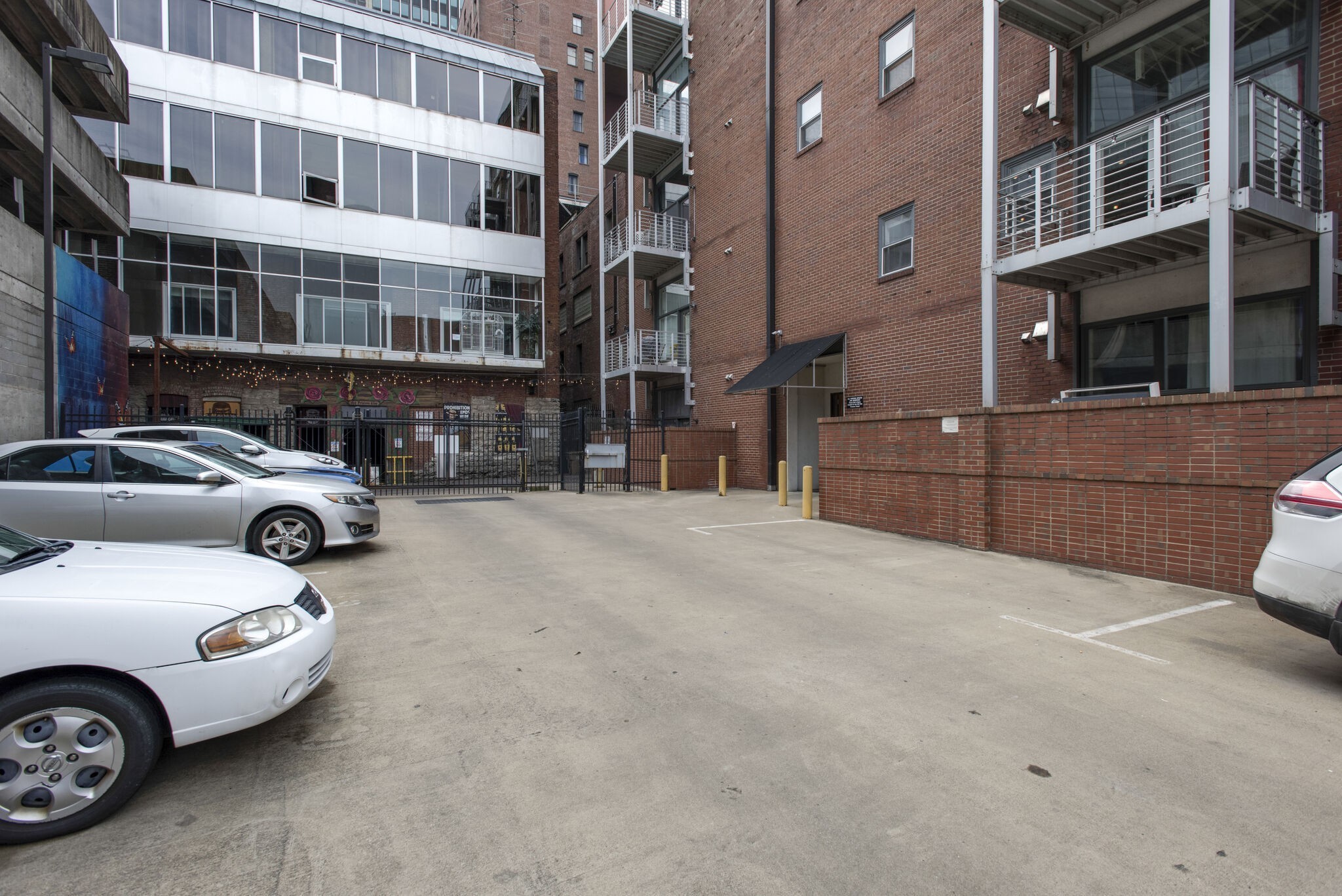 309 Church St Unit: 204