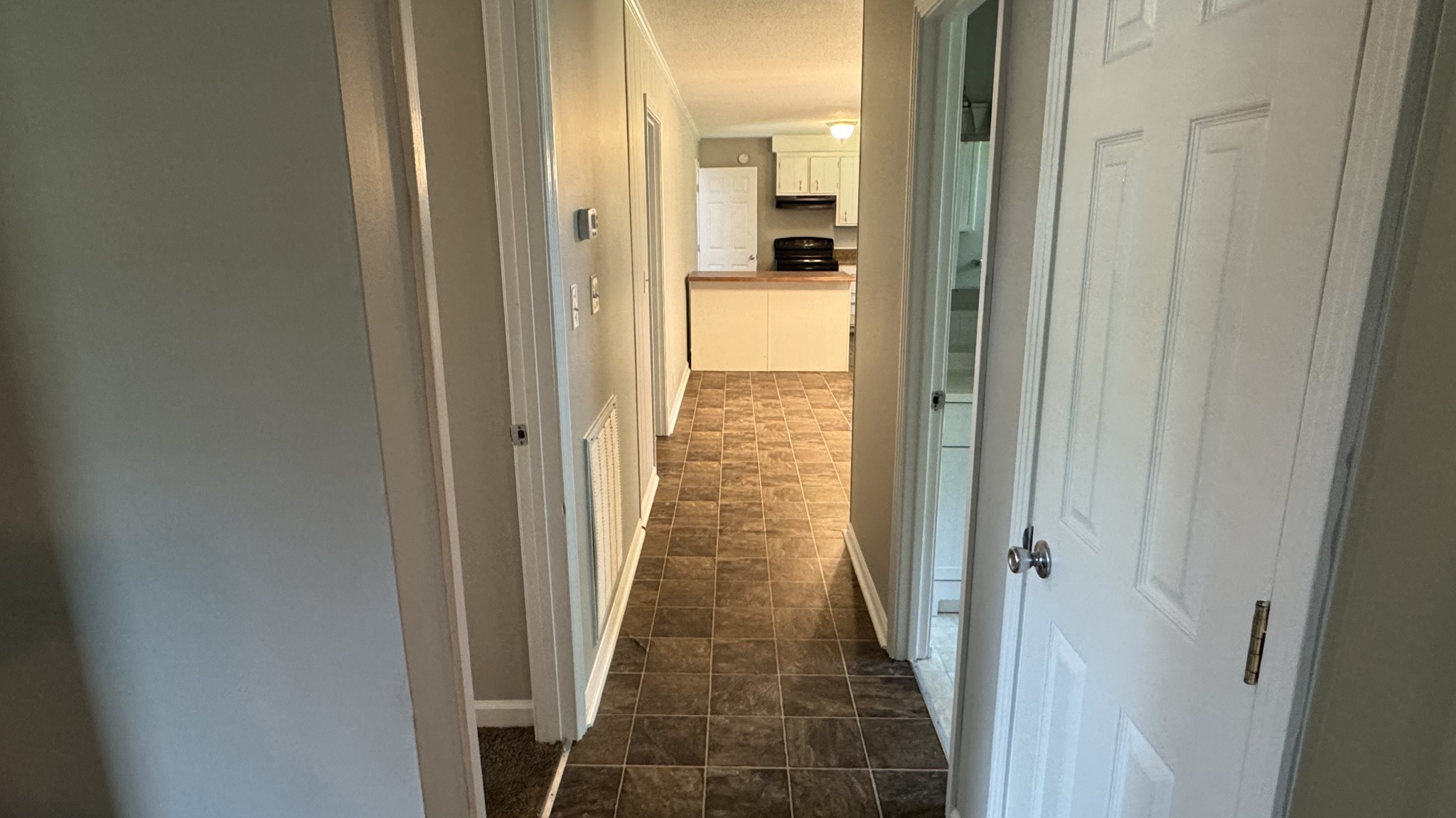 512 Yvonne Dr